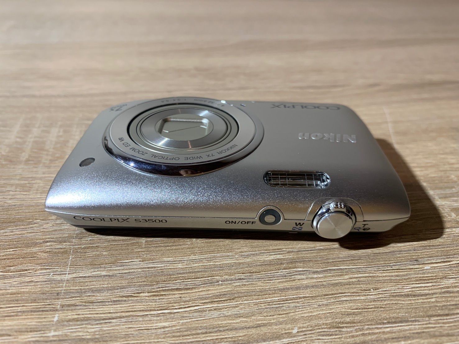 7874 Nikon COOLPIX S3500 シルバー デジカメ 動作確認済み - メルカリ