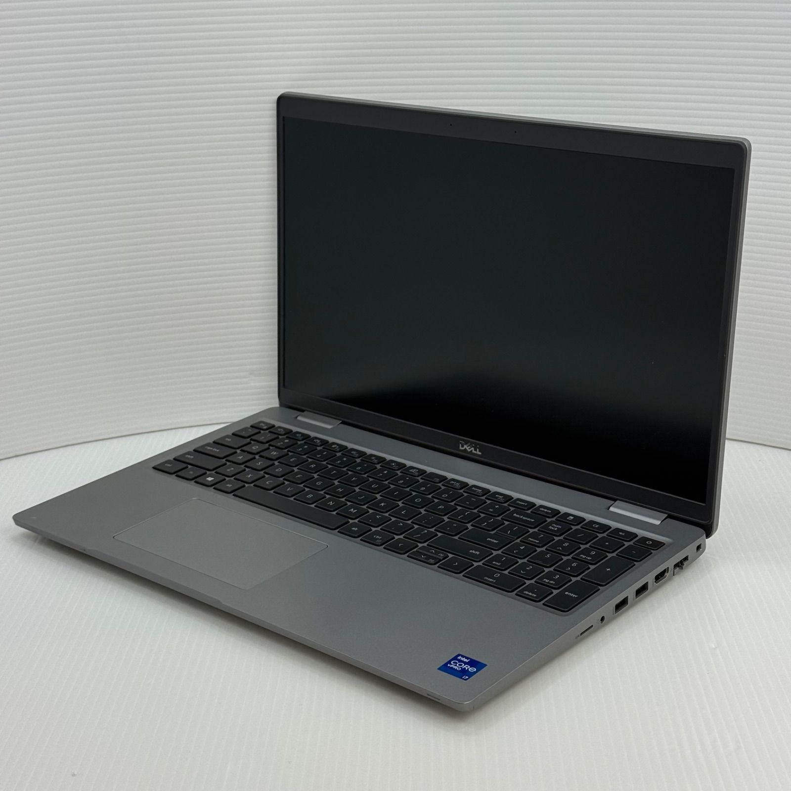 Dell Latitude 5520 Core i7 第11世代 SSD搭載 - メルカリ