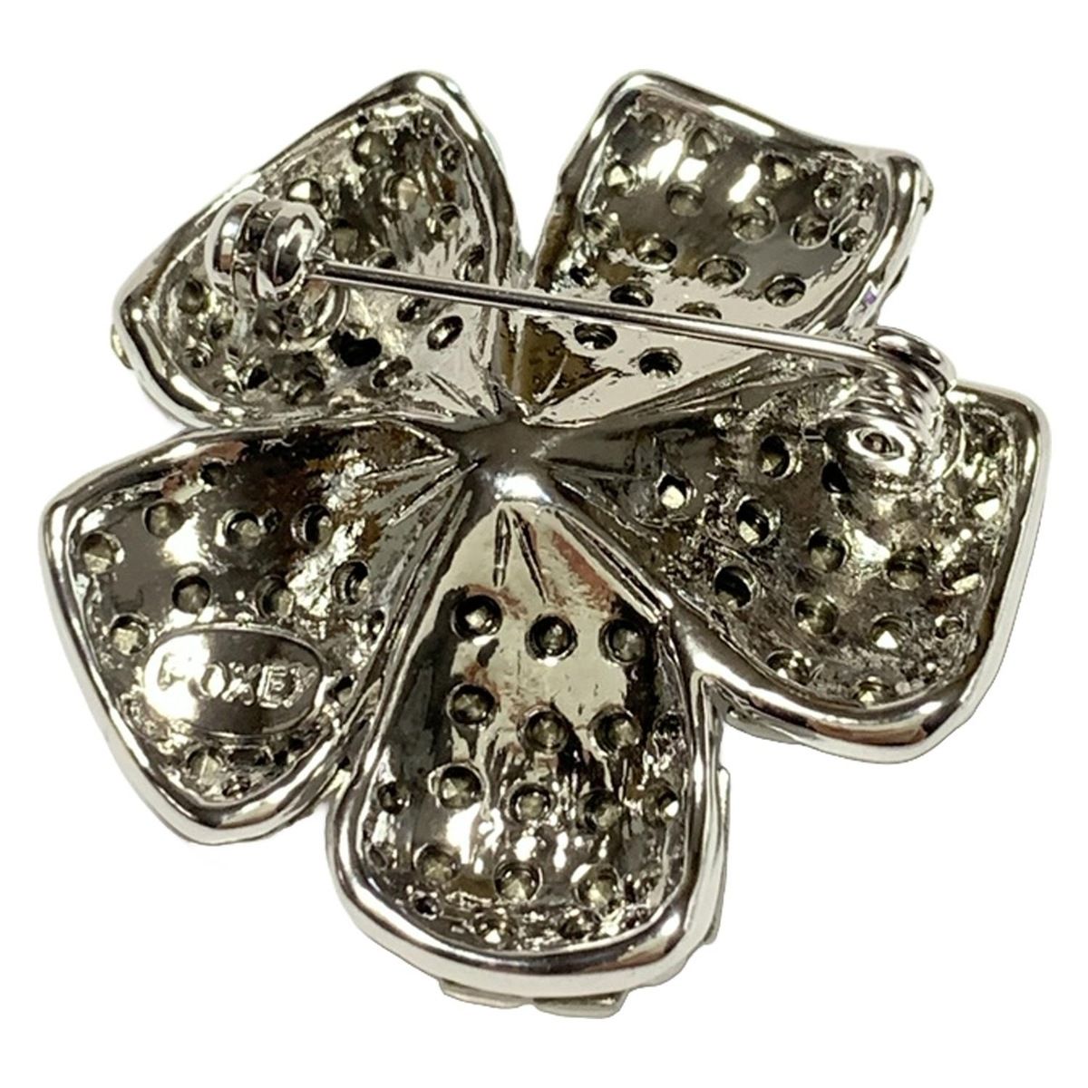 FOXEY(フォクシー) ブローチ - シルバー×白×クリア フラワー(花