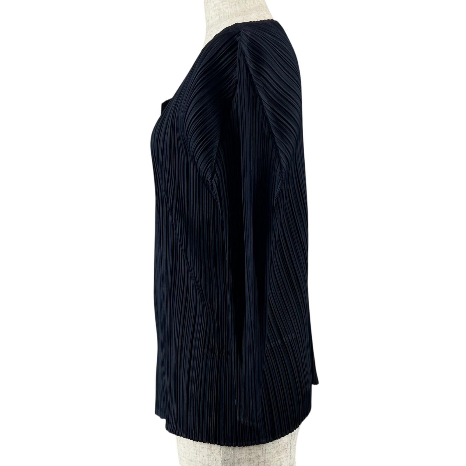 未使用級　4size 濃紺　プリーツプリーズ　イッセイミヤケ　カーディガン　日本 PLEATS PLEASE ISSEY MIYAKE - 美品 プリーツプリーズ イッセイミヤケ