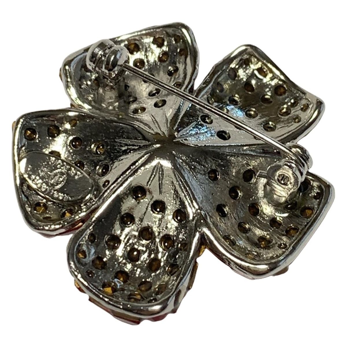 フォクシー・ブローチ・今週末まで FOXEY(フォクシー) ブローチ - シルバー×レッド×クリア フラワー(花