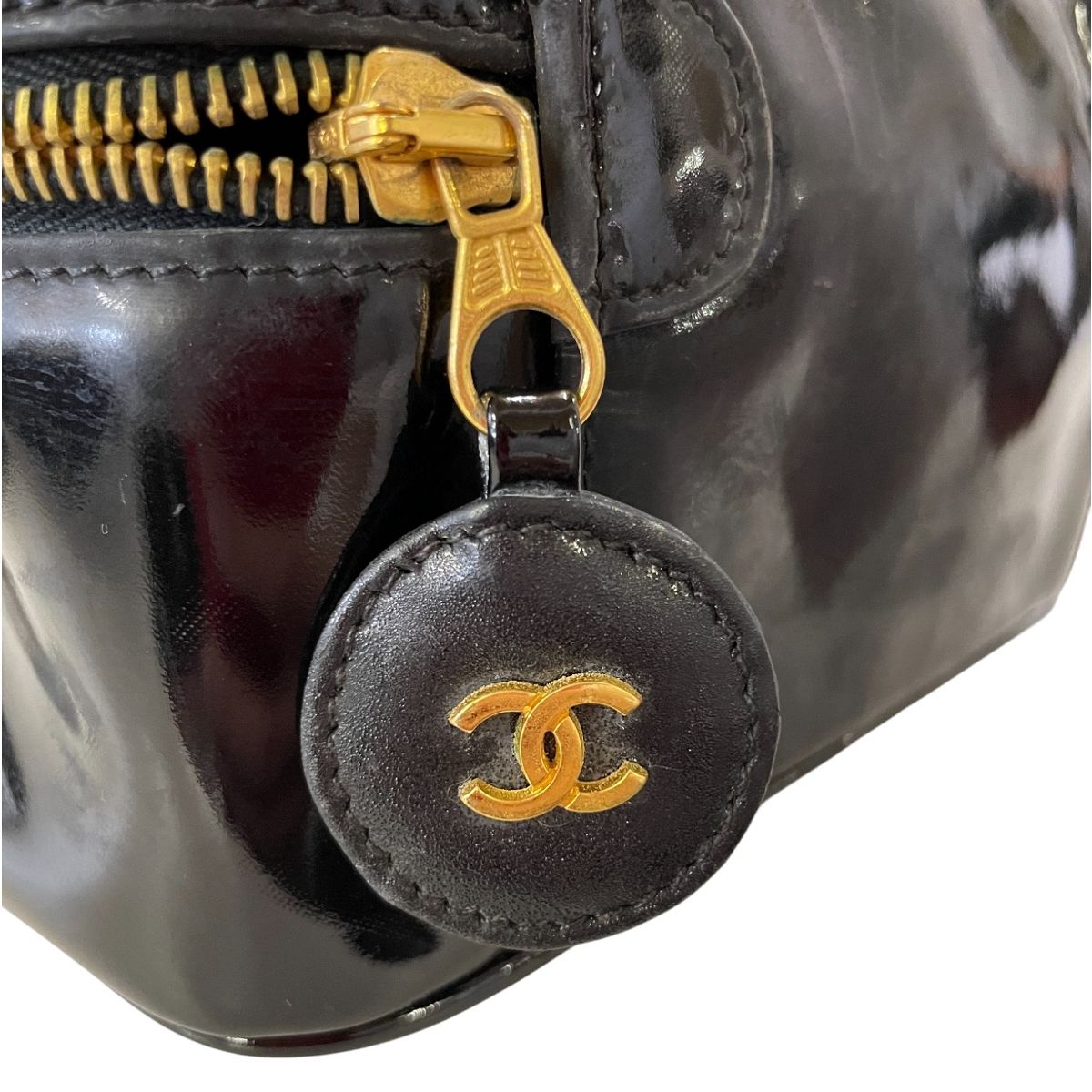 CHANEL シャネル ココマーク エナメル バニティバッグ パテントレザー