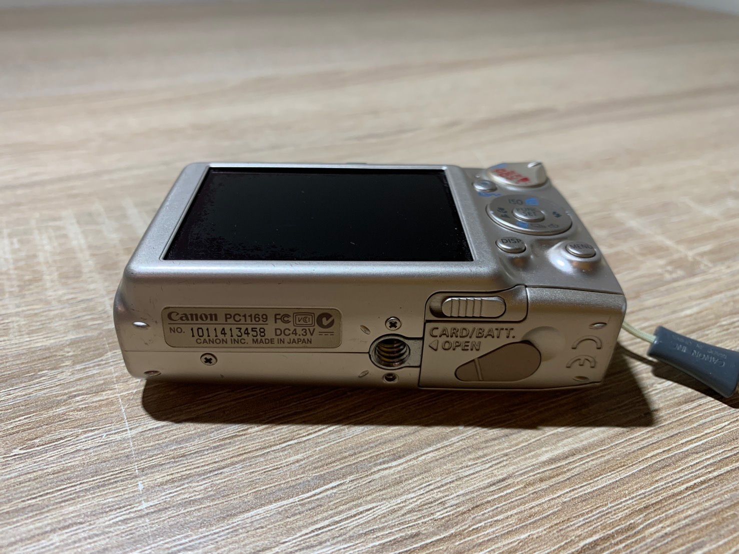 7894 Canon IXY DIGITAL 700 サテンベージュ デジカメ ジャンク品