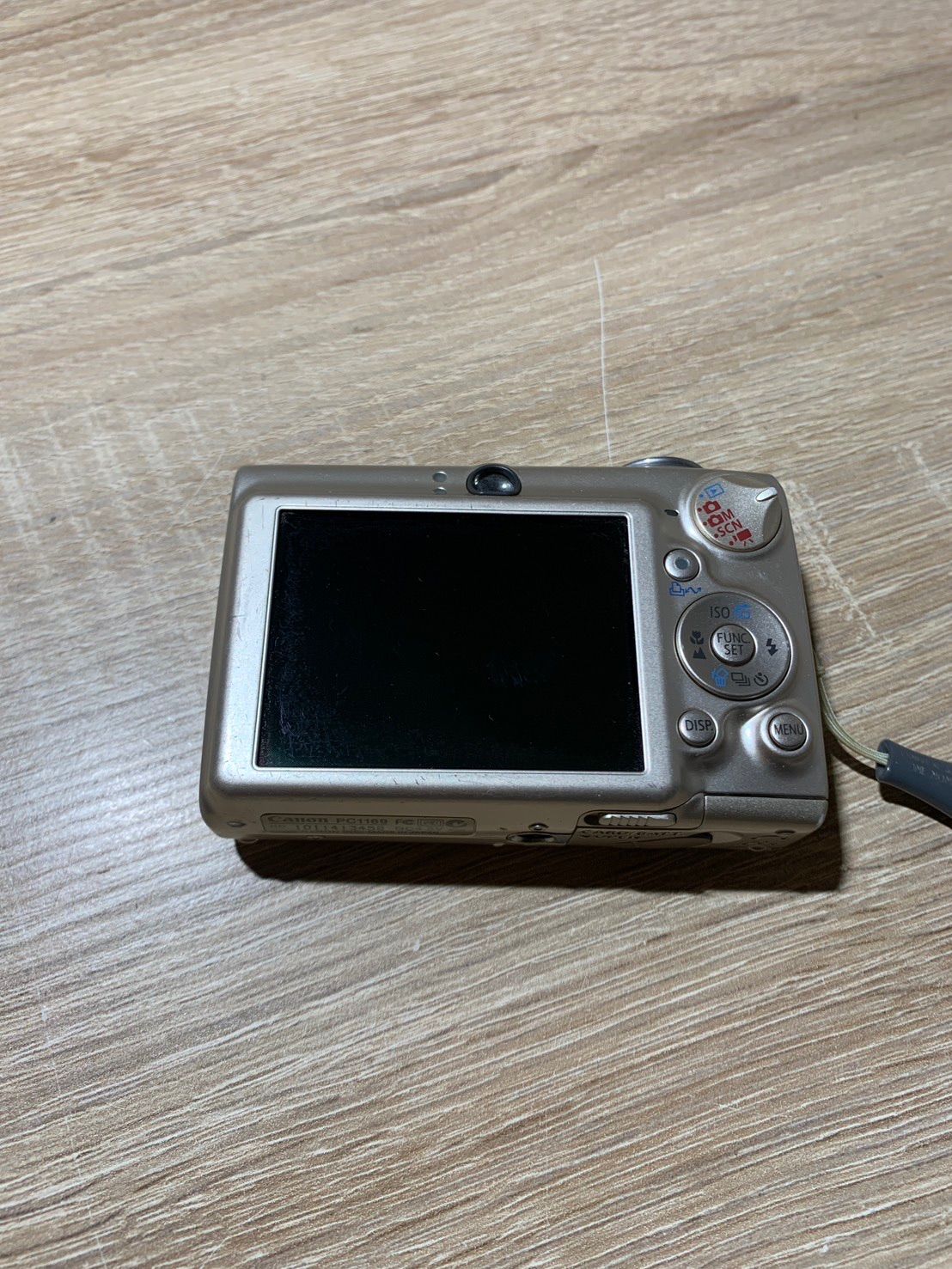 7894 Canon IXY DIGITAL 700 サテンベージュ デジカメ ジャンク品