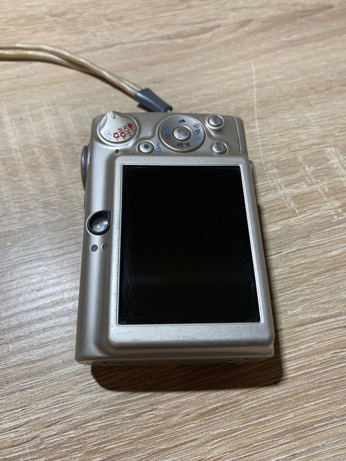 7894 Canon IXY DIGITAL 700 サテンベージュ デジカメ ジャンク品