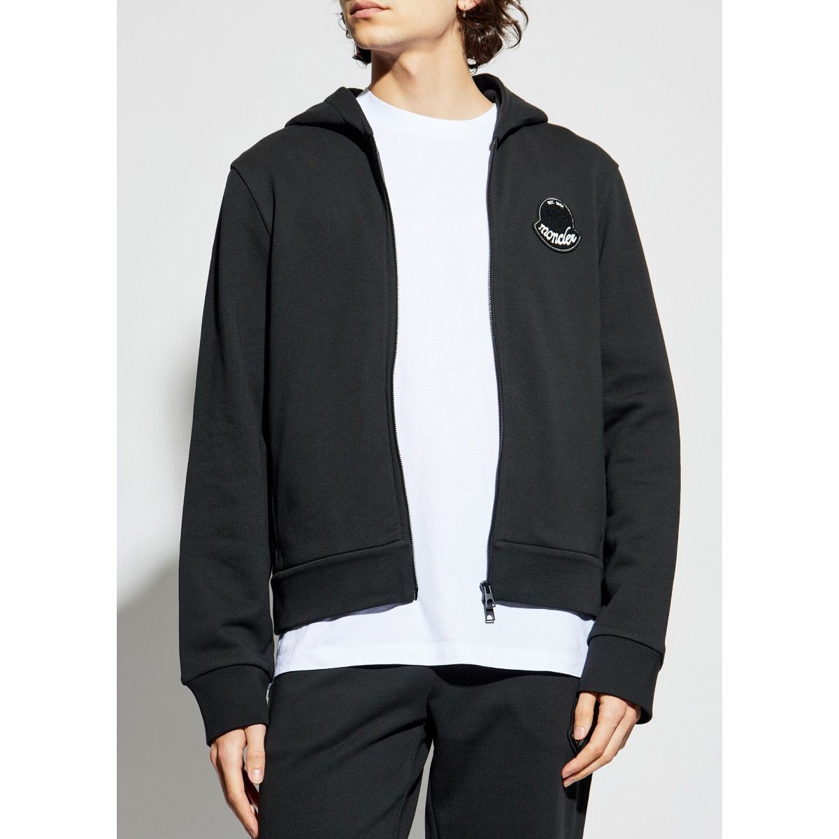 78 MONCLER モンクレール 8G00023 89AZU ブラック パーカー スウェット 