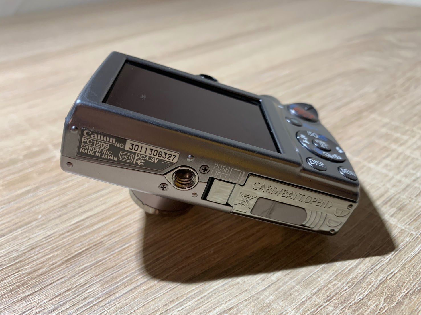 7897 Canon IXY DIGITAL 900 IS シルバー デジカメ ジャンク品 - メルカリ