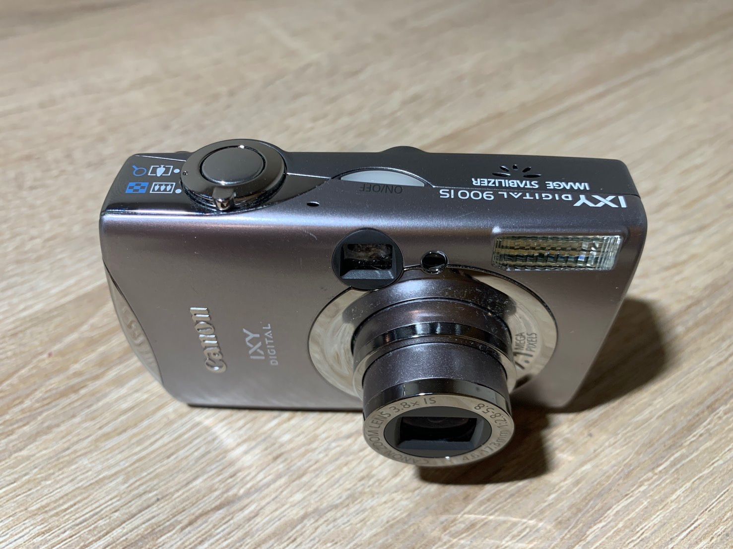 7897 Canon IXY DIGITAL 900 IS シルバー デジカメ ジャンク品 - メルカリ