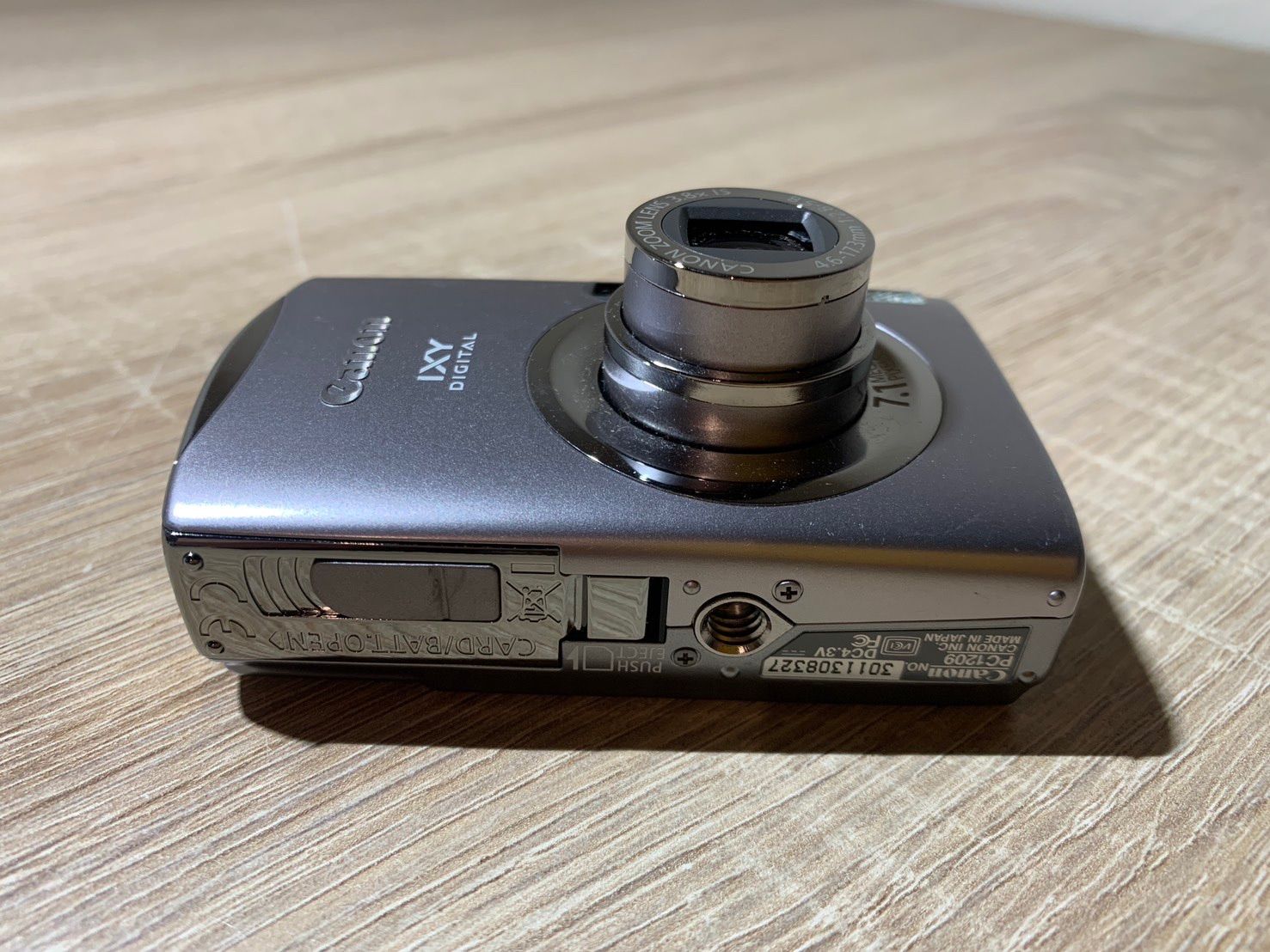 7897 Canon IXY DIGITAL 900 IS シルバー デジカメ ジャンク品 - メルカリ