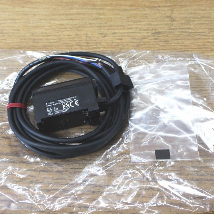KEYENCE|キーエンス FT-50 A デジタル放射温度センサ アンプユニット NPN 2025年製