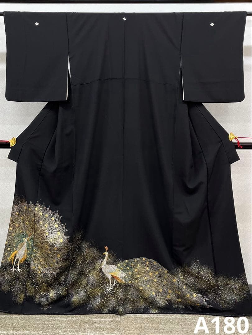 黒留袖 金彩 金糸 孔雀 比翼仕立て 正絹 A180 - メルカリ