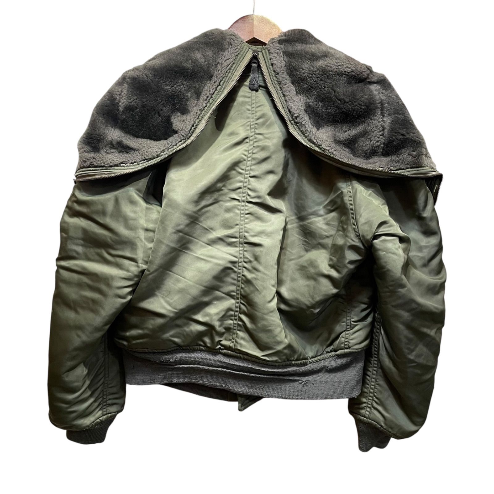 60s Alpha N-2B Parka オリーブ M アルファ社製 n2b 米軍実物 - メルカリ