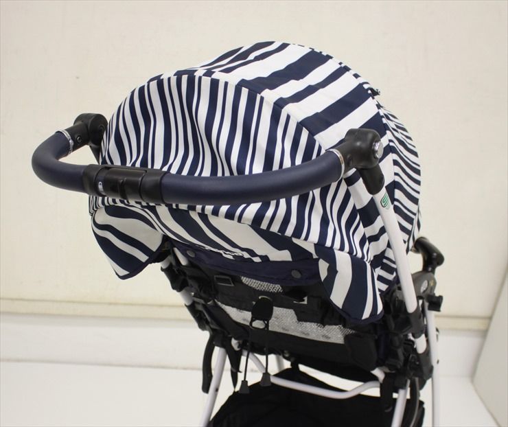 美品 ラクーナビッテ ソファークッション ストライプネイビー 2077604