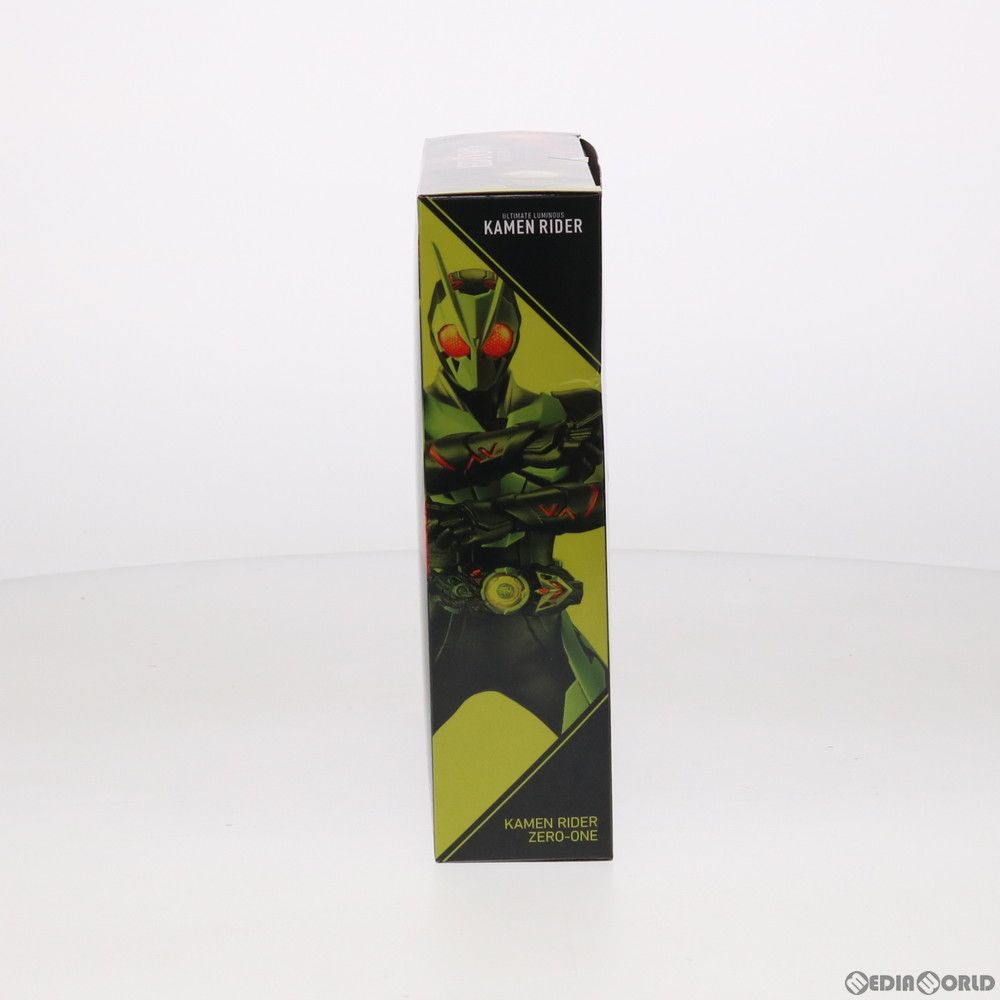 アルティメットルミナス 仮面ライダー クウガ ゼロワン 仮面ライダー」クウガ＆ゼロワンのフィギュアが超発光!? 平成と令和
