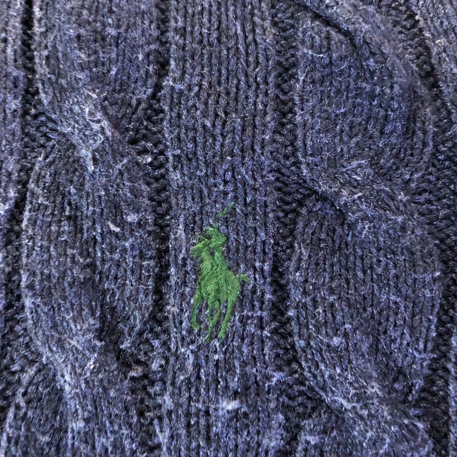 ラルフローレン ウール100％ニット セーター 金ボタン エンブレム刺繍 紺 RALPH LAUREN] シグネチャー ケーブルニット ゴールドボタン (Ralph