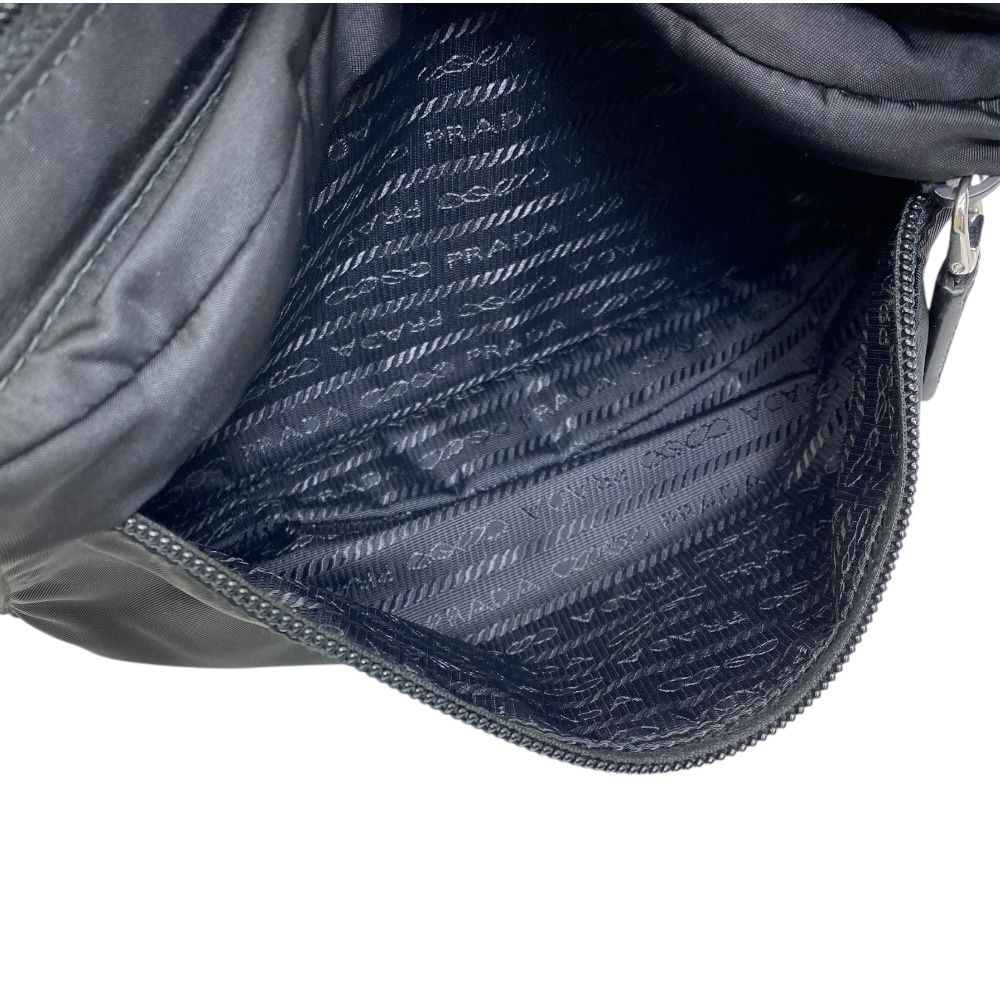 プラダ クラッチバッグ セカンドバッグ ポーチ マルチケース