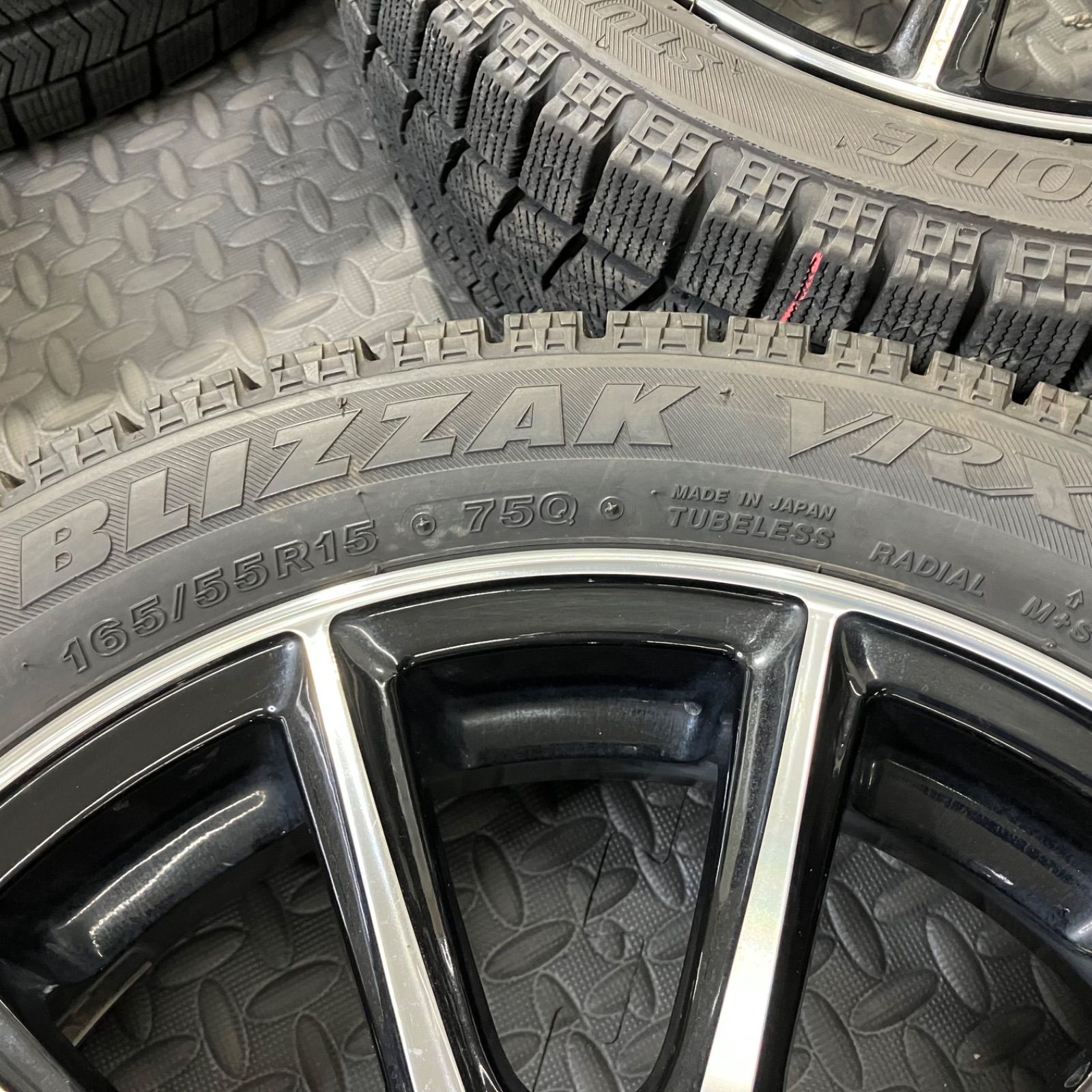 19年製 165/55R15 ブリヂストン ブリザックVRX ブリヂストン エコ 