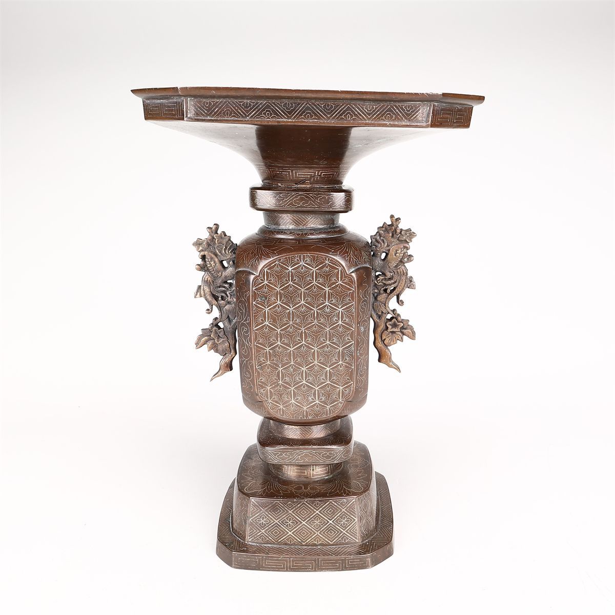 DA732 明治金工最高峰 銅製 全身銀象嵌 角花瓶 大型 高31.5㎝／箱付 美