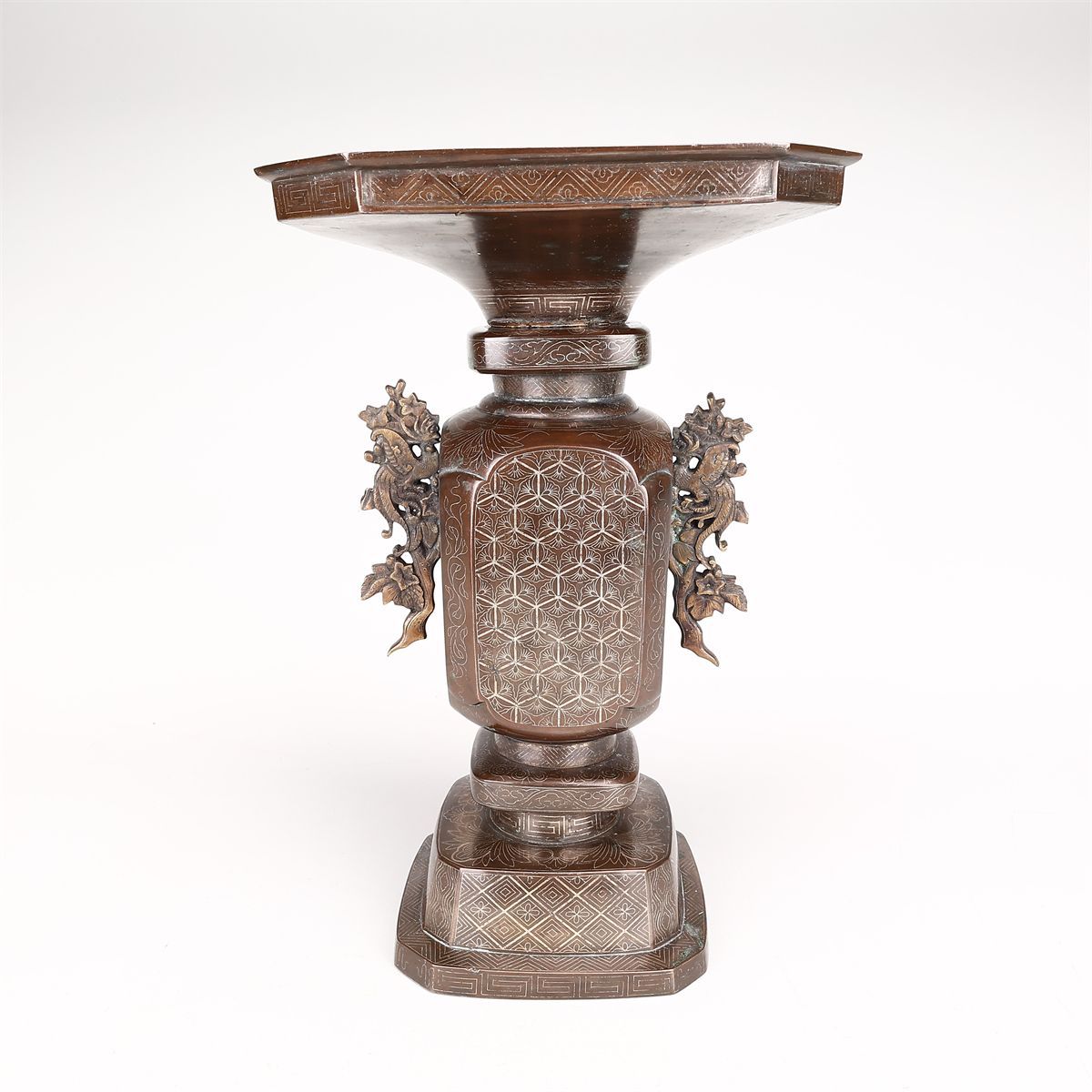 DA732 明治金工最高峰 銅製 全身銀象嵌 角花瓶 大型 高31.5㎝／箱付 美