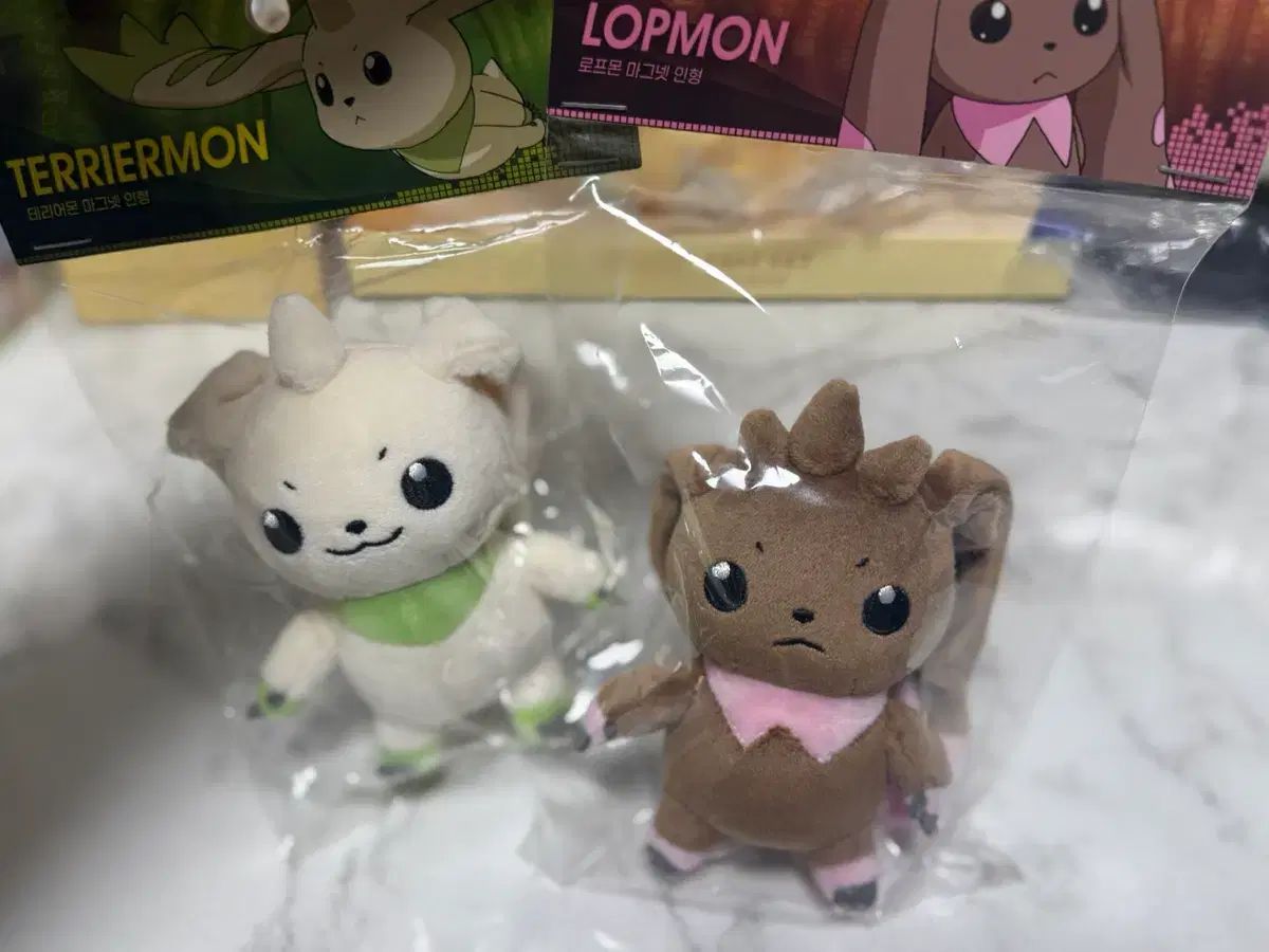 デジタルモンスター テリアモン/ロップモン ぬいぐるみ マグネット