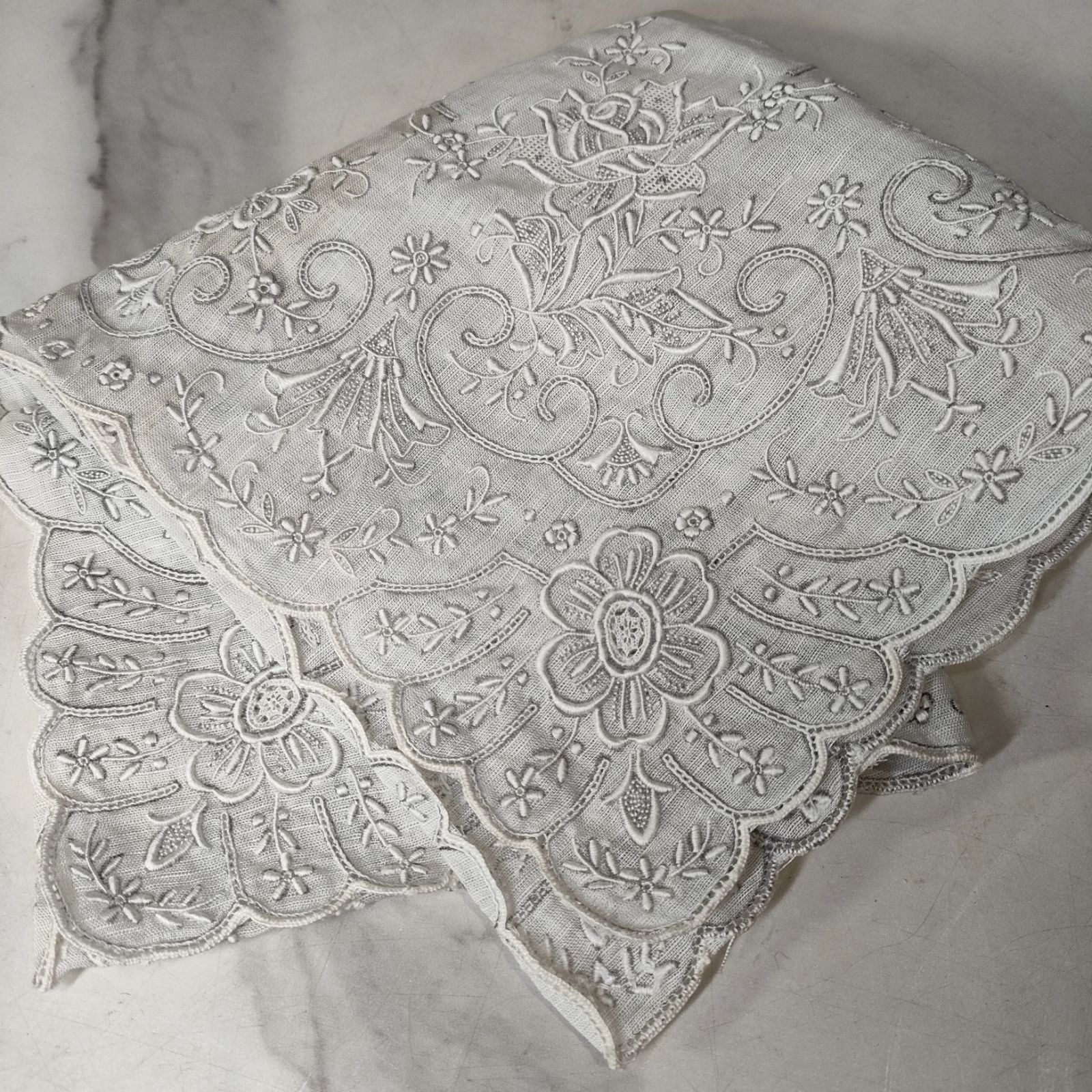 ⑮【美品】スワトウ SWATOW 汕頭 ハンカチ アンティーク 手刺繍 LINEN