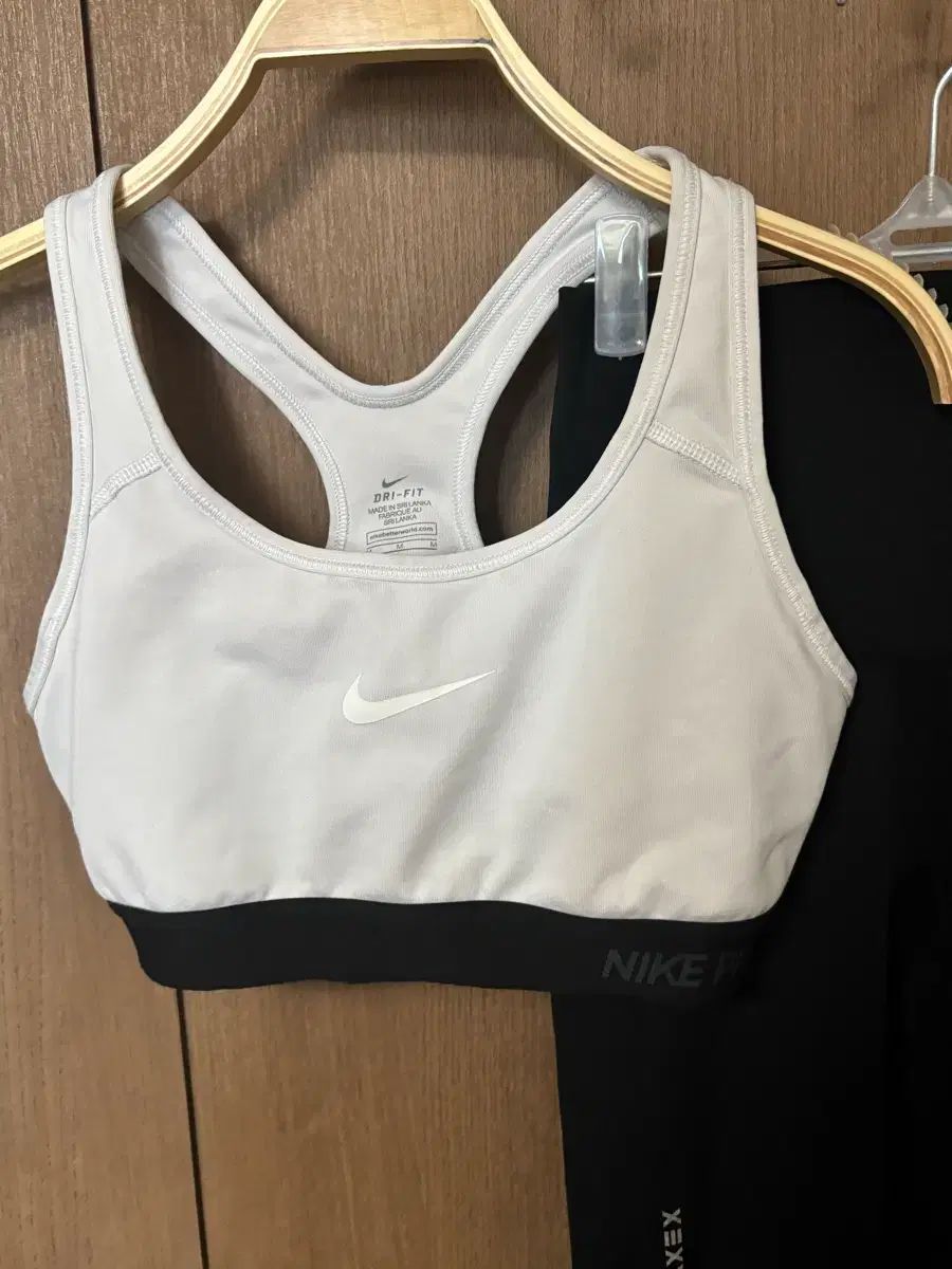 NIKE ナイキ 젝시믹스 スポーツブラ レギンス セット - メルカリ