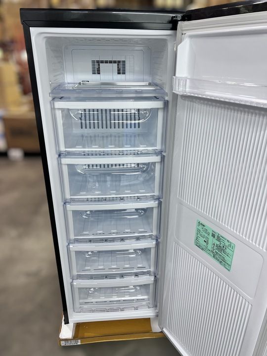 三菱(MITSUBISHI) 冷凍庫 MF-U14K-B サファイアブラック ホーム