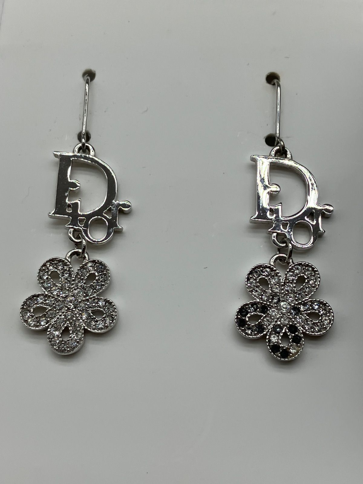 訳アリ品 クリスチャン・ディオール（Christian Dior）のフラワー（花