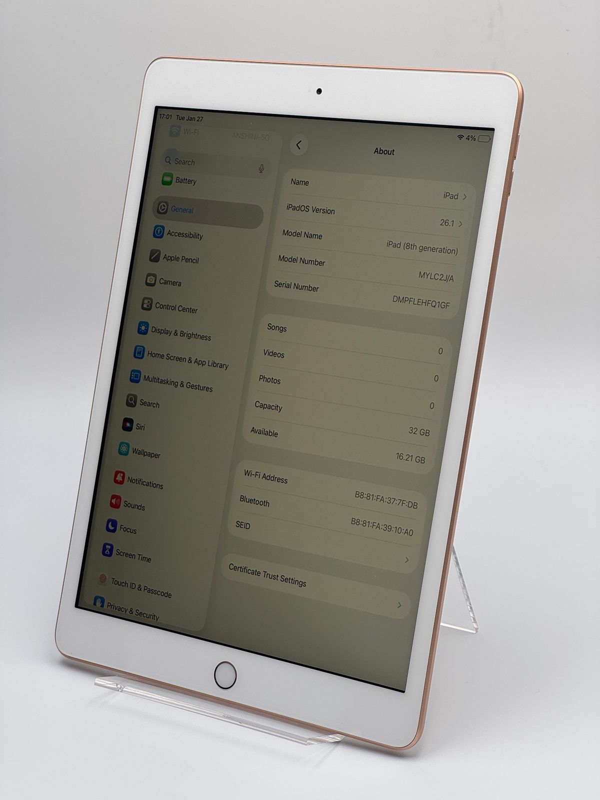 中古B】iPad 第8世代 32GB ゴールド Wi-Fi バッテリー【92%】 - メルカリ