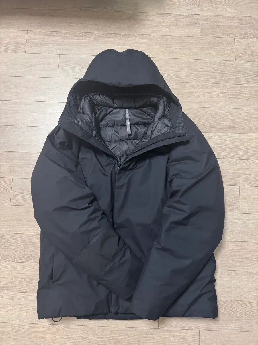 ARC'TERYX アークテリクス Veilance Altus ブラック Lサイズ ダウン