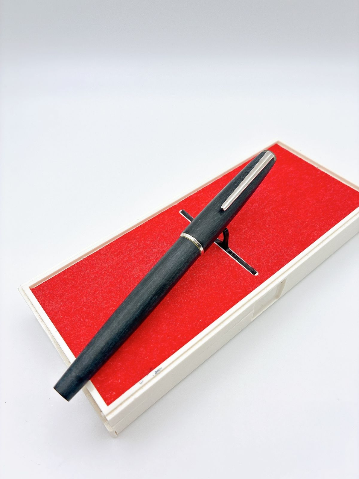 MONTBLANC/モンブラン 万年筆 585/14K ブラック/ゴールド マットカラー