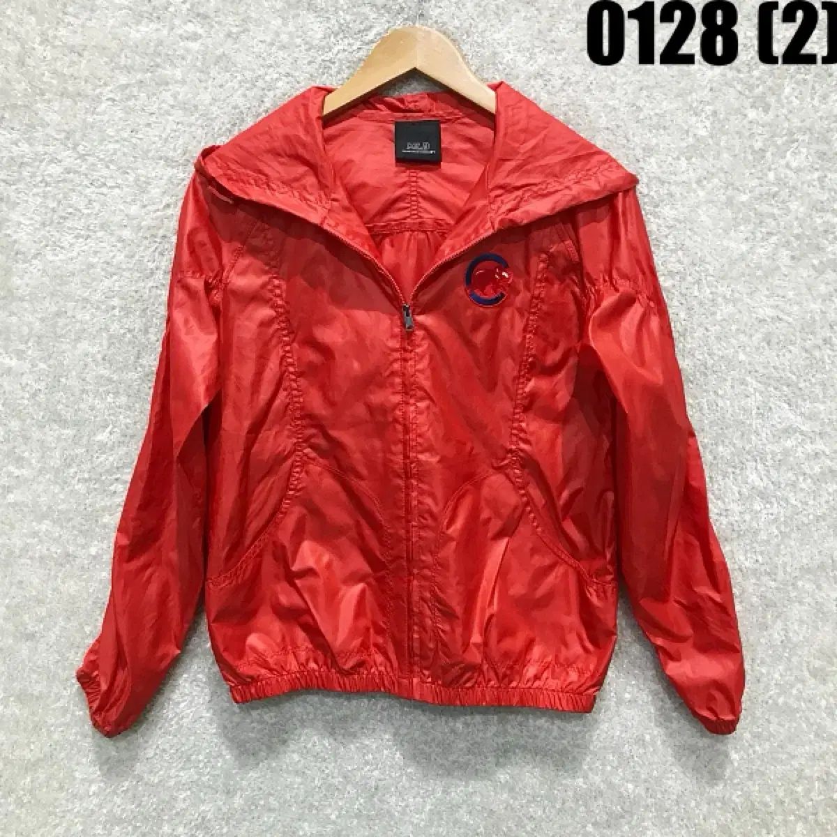 ウィンドブレーカー レッド / フード MLB シカゴ・カブス ウィンドブレーカー レッド フード xs - メルカリ