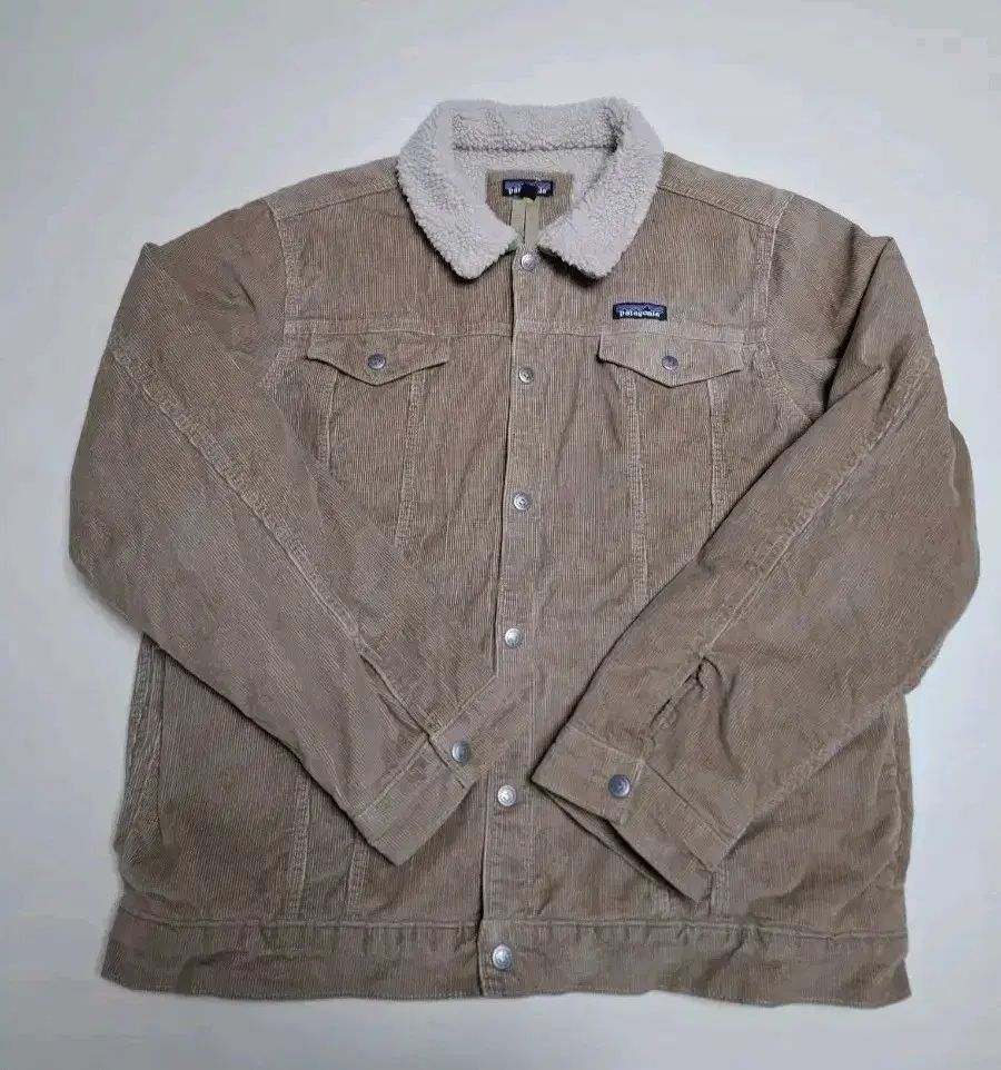 XL patagonia(パタゴニア) コーデュロイ トラッカー Shearling ファー