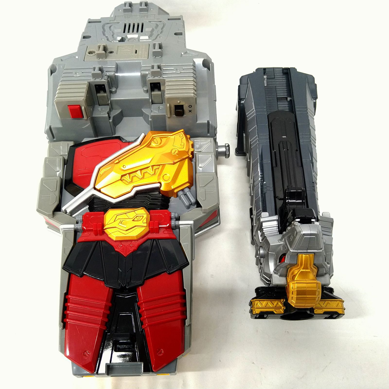 獣電戦隊キョウリュウジャー　超カミツキ変形　DX ギガントブラギオー　ブラギガス Amazon.co.jp: 獣電戦隊キョウリュウジャー 超カミツキ変形 DXギガント