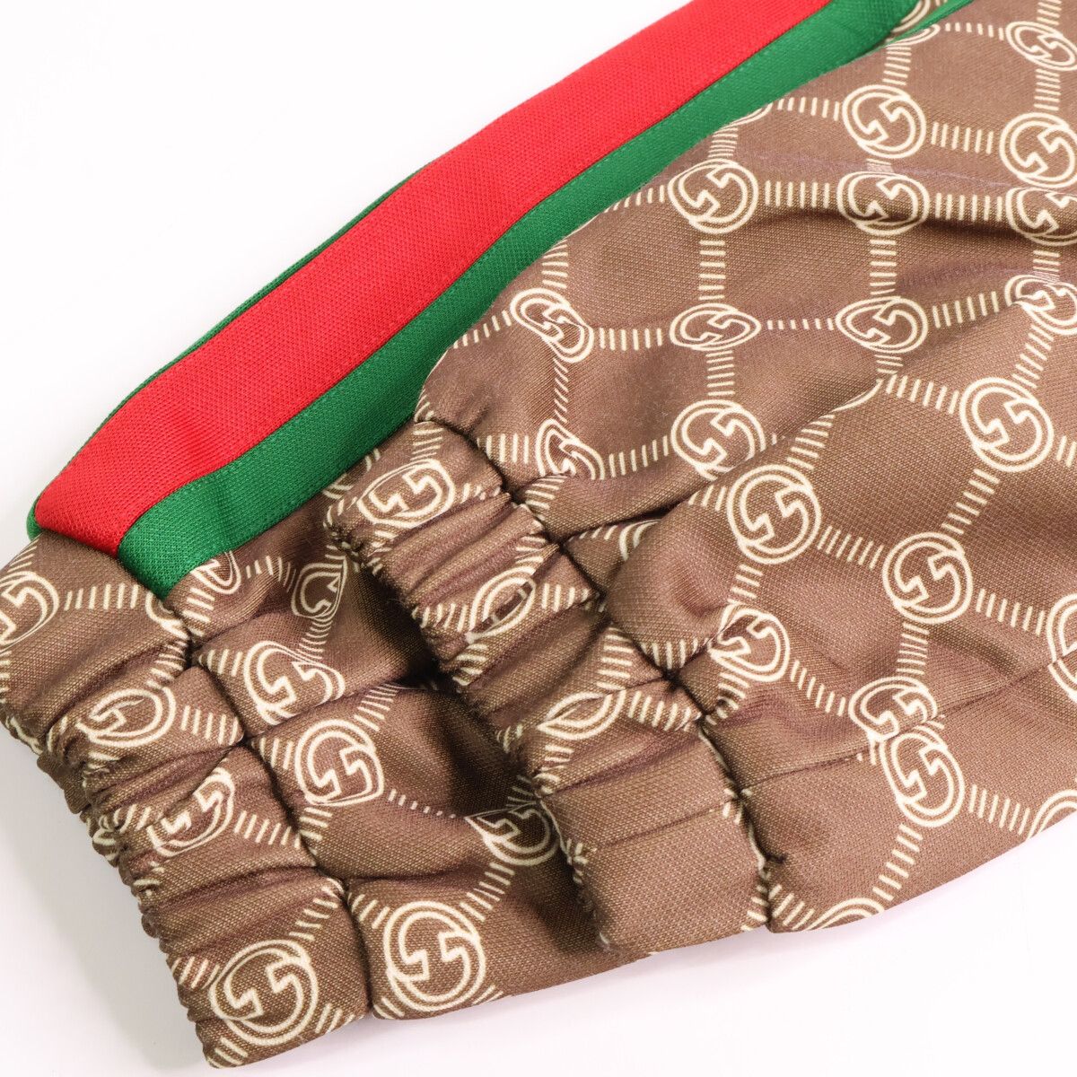 GUCCI グッチ 新品同様 国内正規 671495 インターロッキングG シェリー