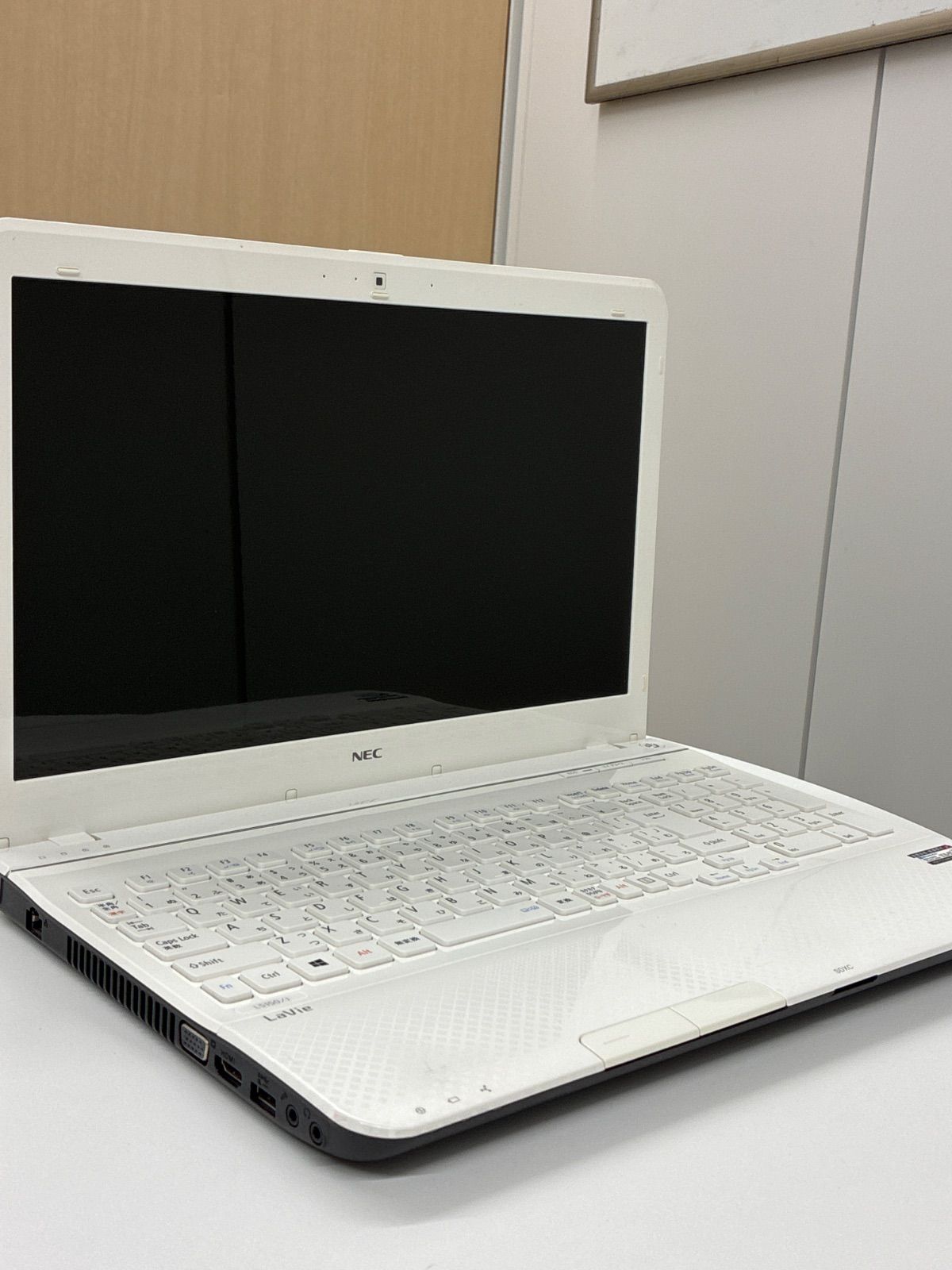 ジャンク】NEC PC-LS150JS1BW LaVie ノートPC Celeron 4005U メモリ4GB