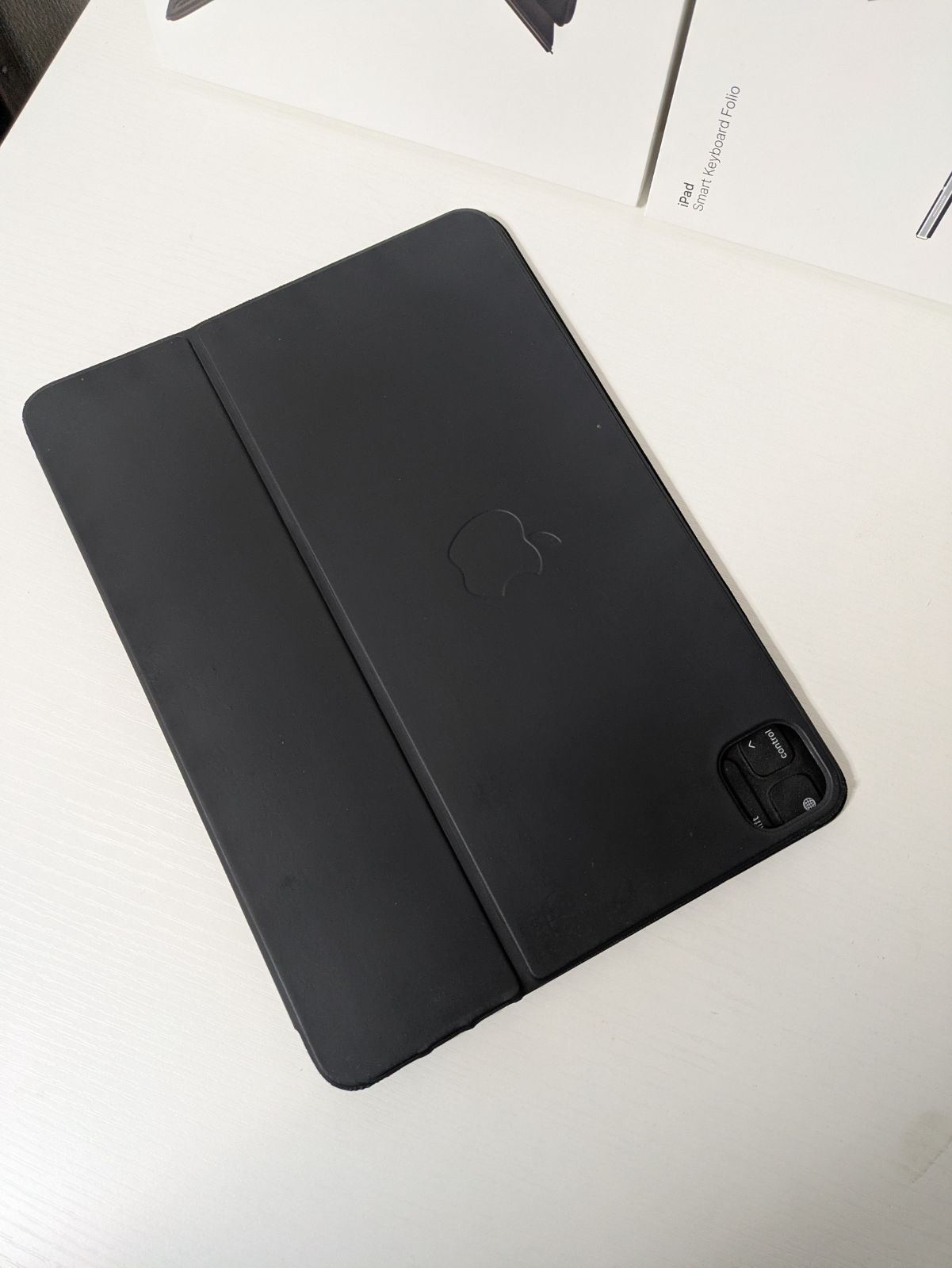 Smart Keyboard Folio ( 11インチ ) 英語（US） - A2038 動作確認済