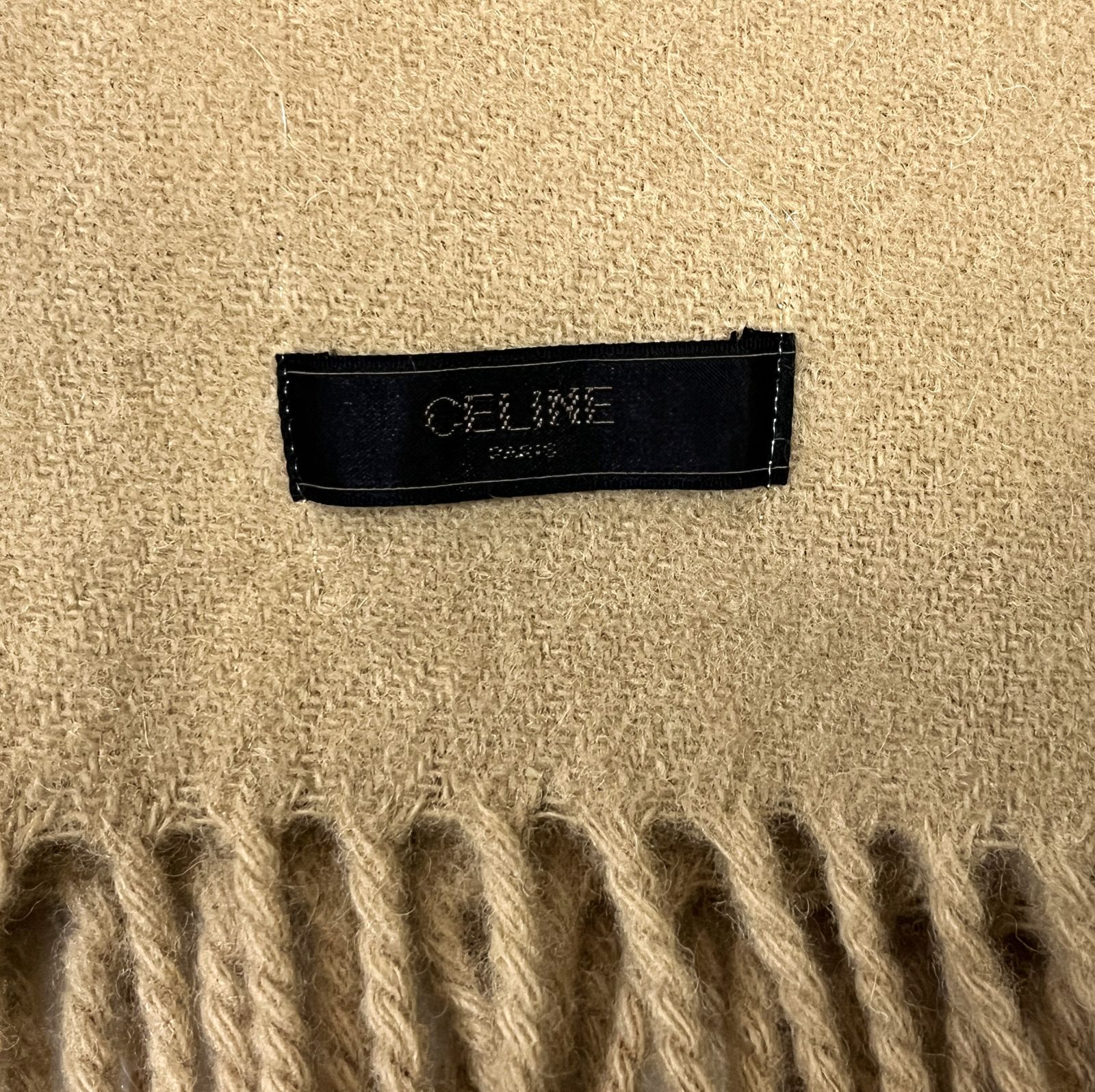 セリーヌ マフラー 大判 ひざ掛け ストール ロゴ刺繍 65cm×120cm セリーヌ マフラー 大判 ひざ掛け ストール ロゴ刺繍 65cm×120cm