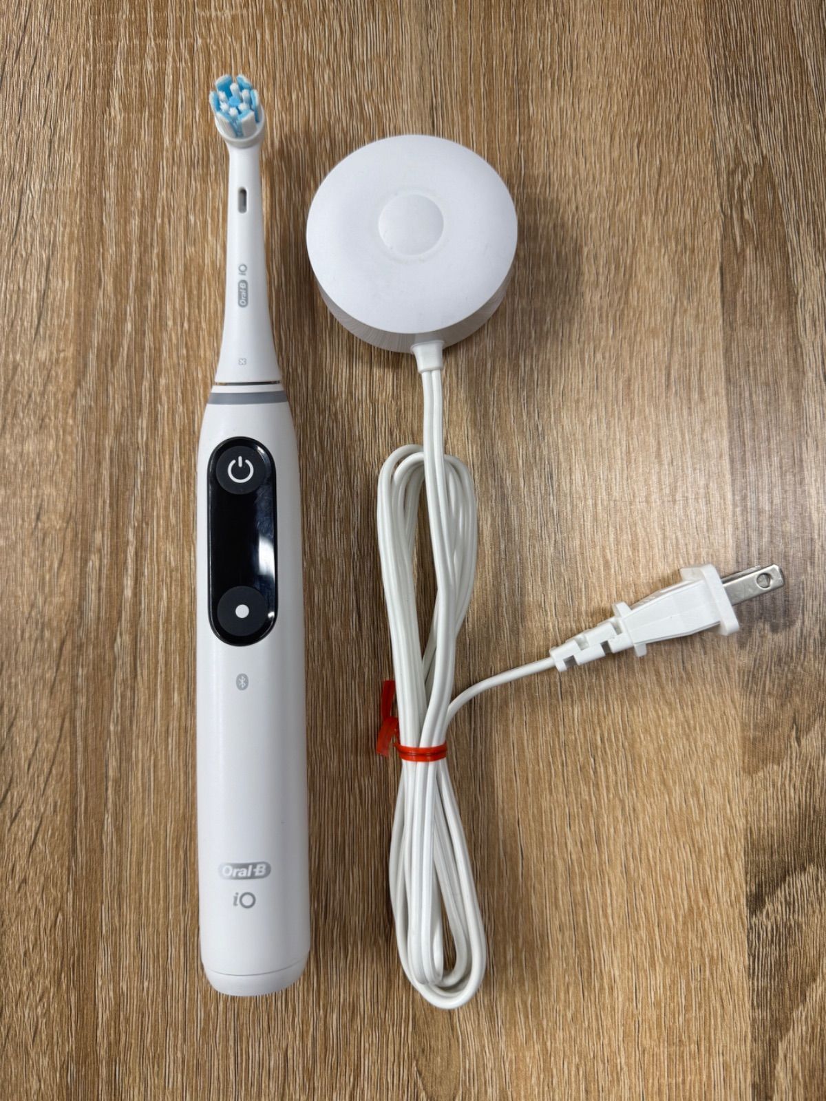 BRAUN オーラルb iO 電動歯ブラシ　type3758 【本体のみ】 BRAUN オーラルb iO 電動歯ブラシ type3758 【本体のみ】 - メルカリ