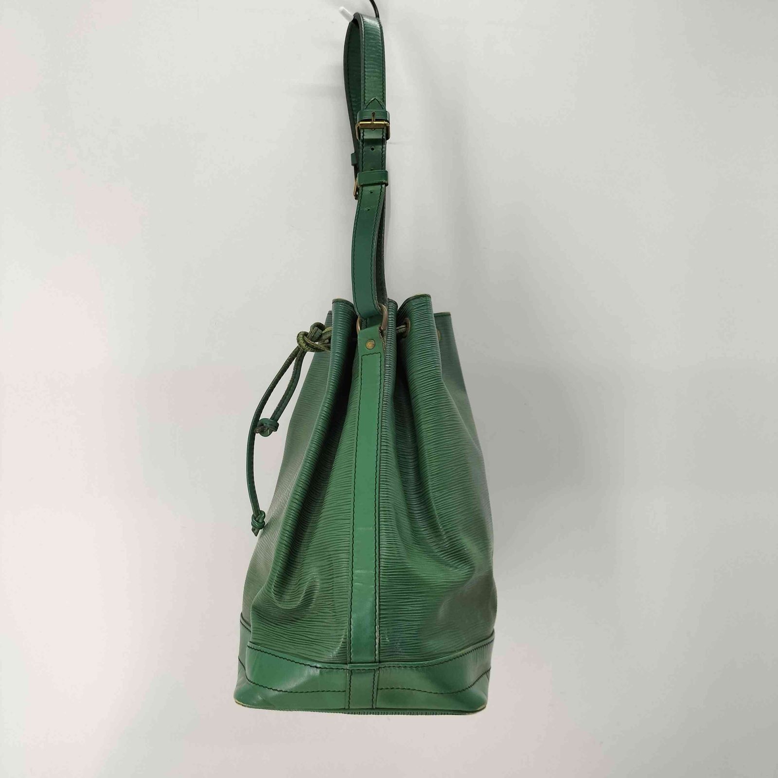 ルイヴィトン LOUIS VUITTON ノエ エピ ボルネオグリーン ワン