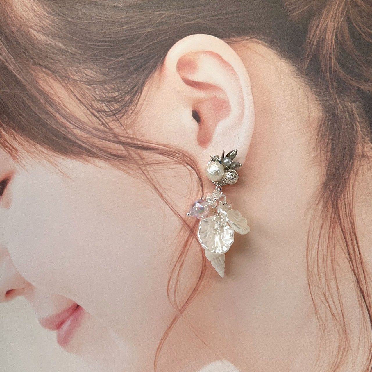 No.543 パール フラワー シェル 巻貝 ピアス/イヤリング - メルカリ