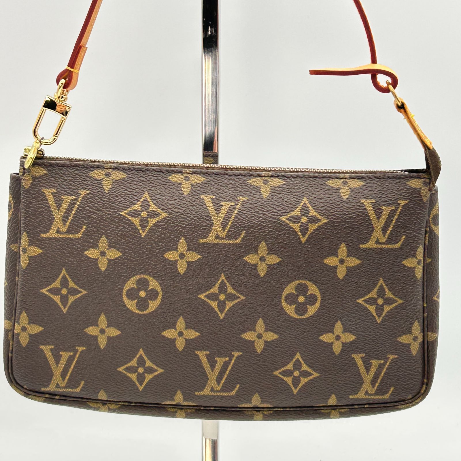 Louis Vuitton ルイヴィトン モノグラム ポシェット アクセソワール