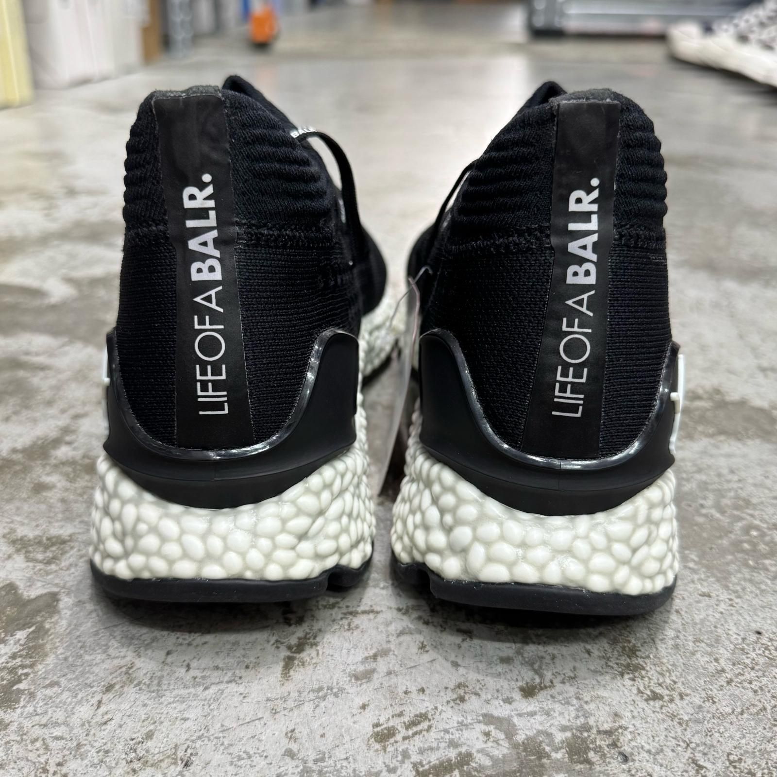ボーラープーマコラボスニーカー 未使用 PUMA × BALR. Future Orbiter BALR フューチャーオービター