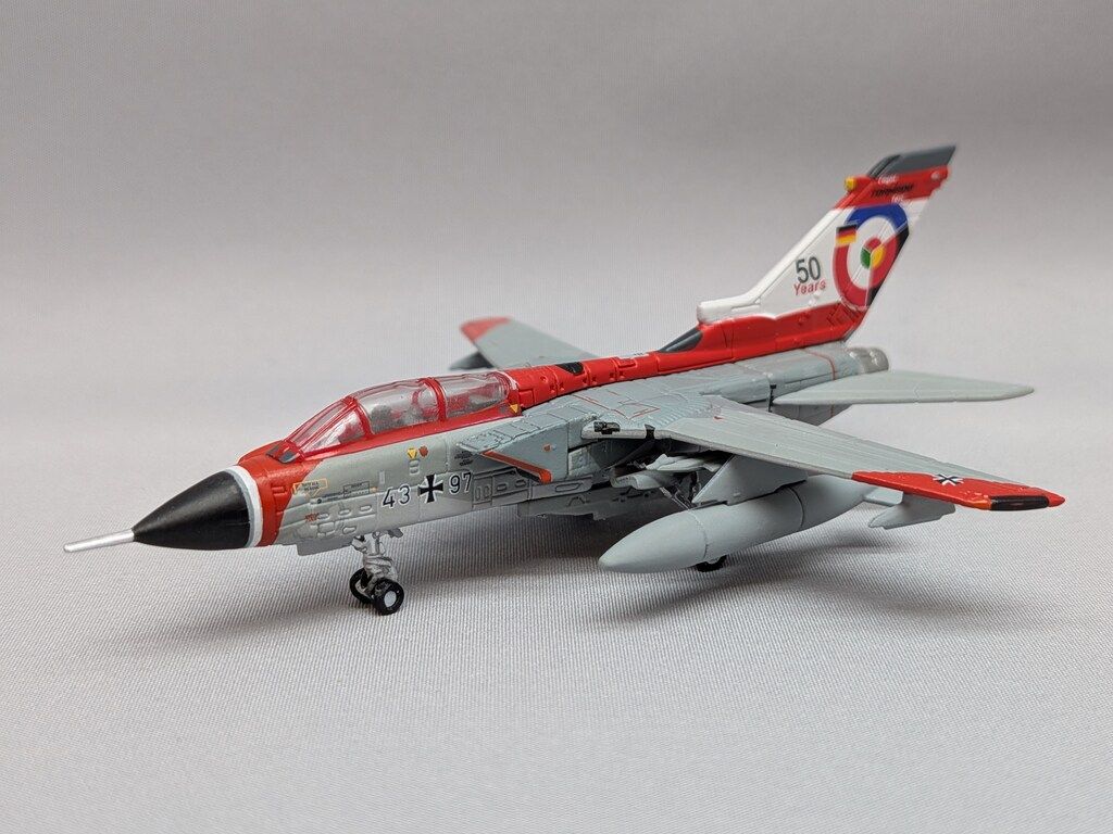 ヘルパ・ウィングス 1/200 パナビア トーネード IDS WTD61 ドイツ空軍