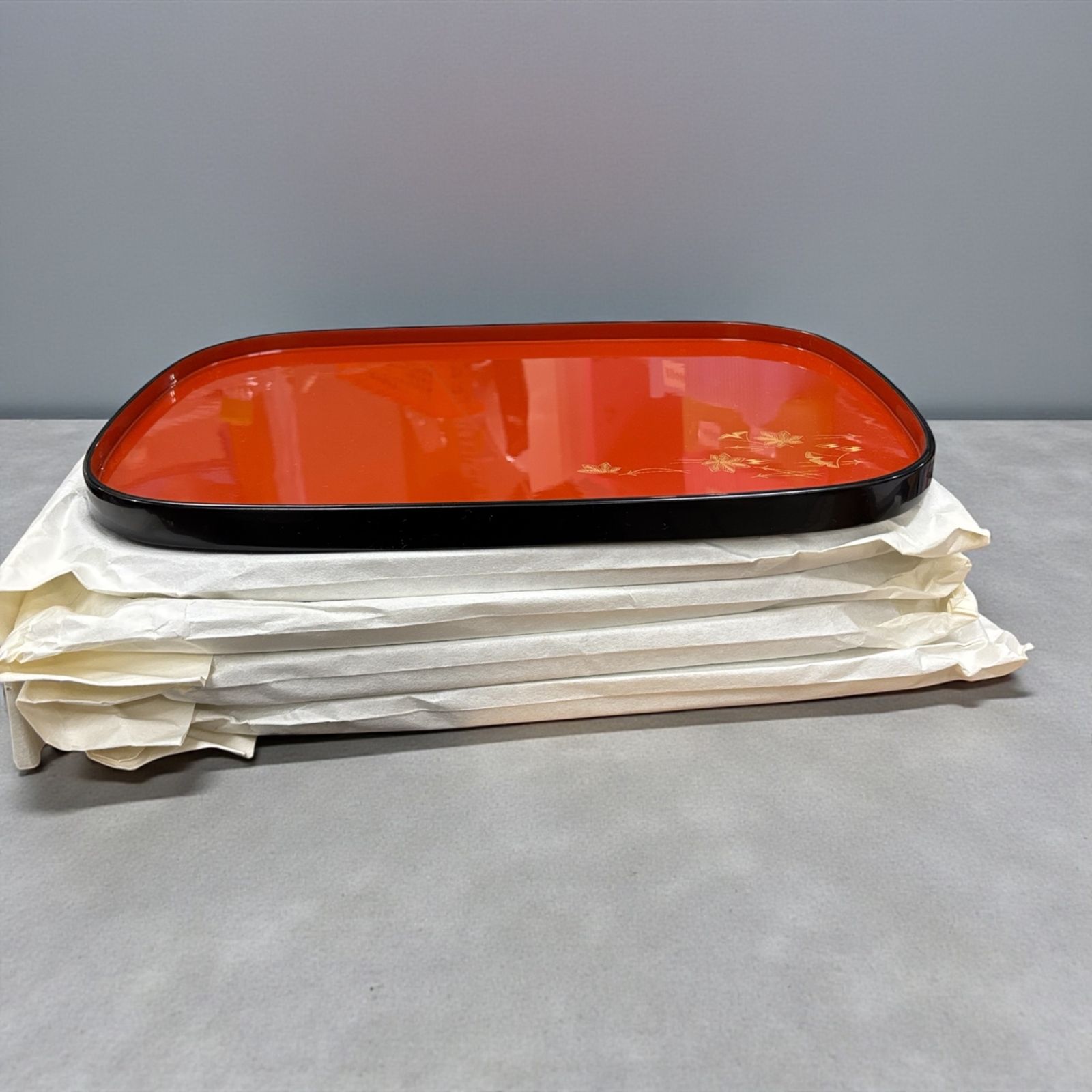 未使用】輪島塗 吹寄せ小判盆 五客 中谷作 木箱入り - メルカリ