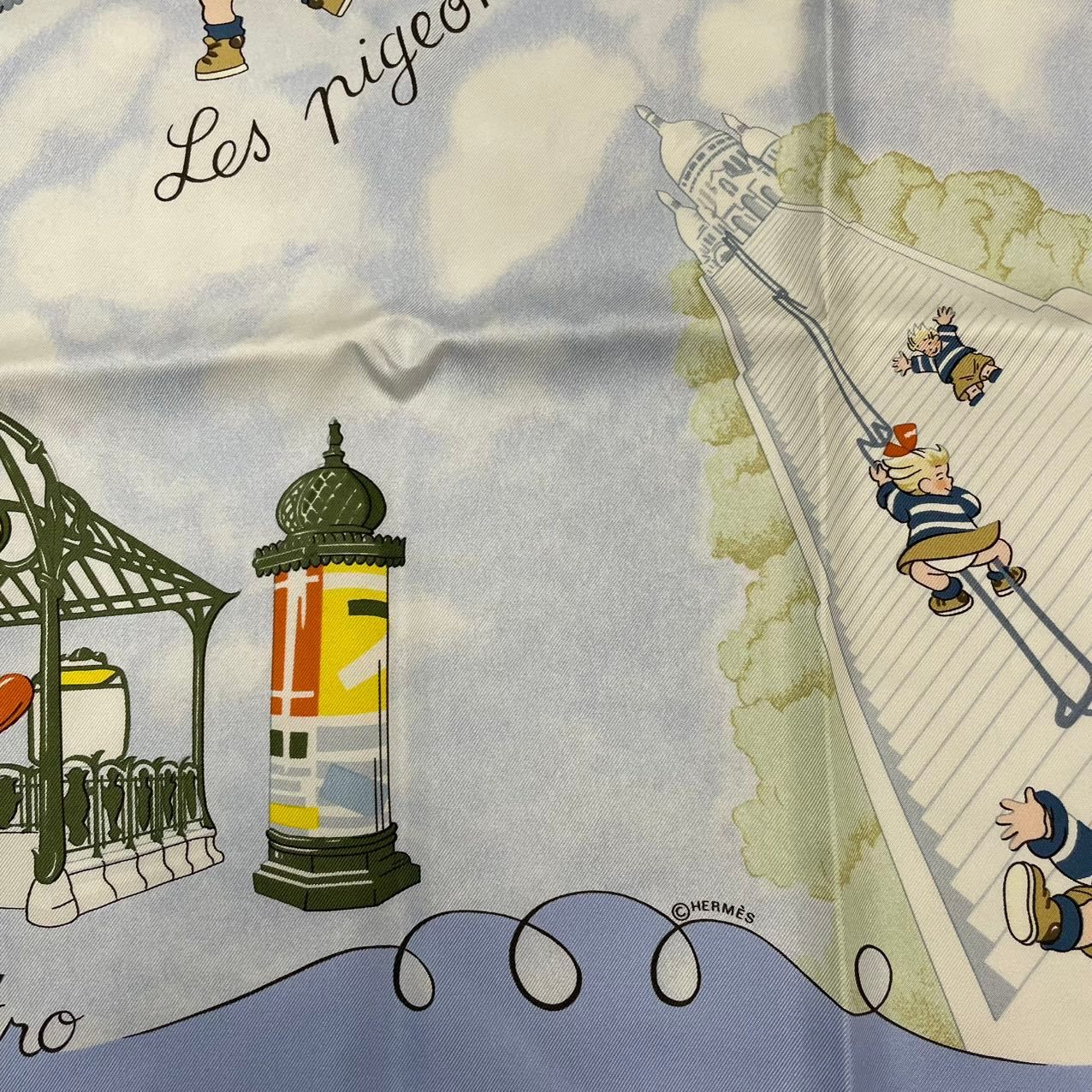 極美品 HERMES エルメス スカーフ カレ90 Les Triples de Paris 
