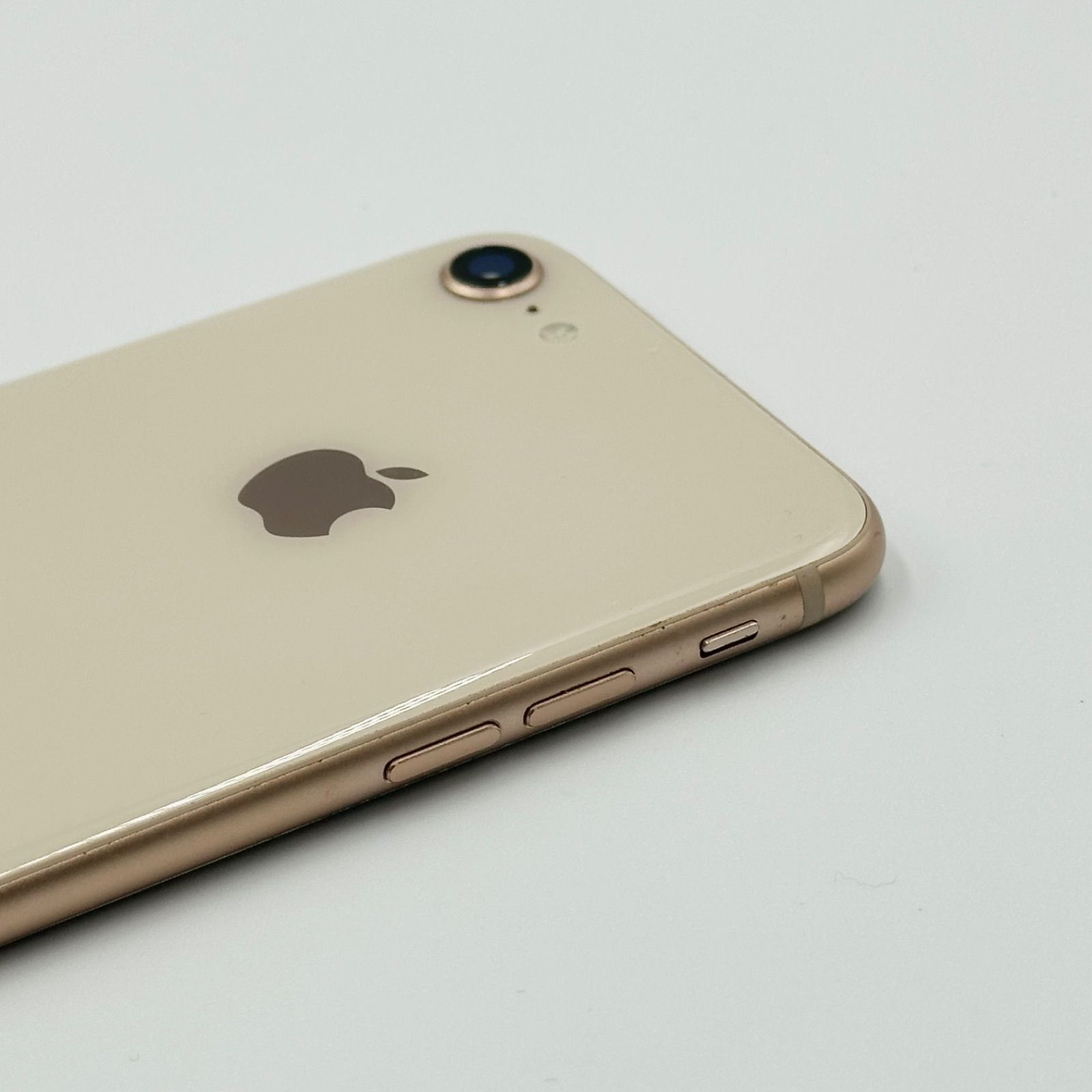 24時間以内発送】Apple iPhone8 64GB ゴールド - メルカリ