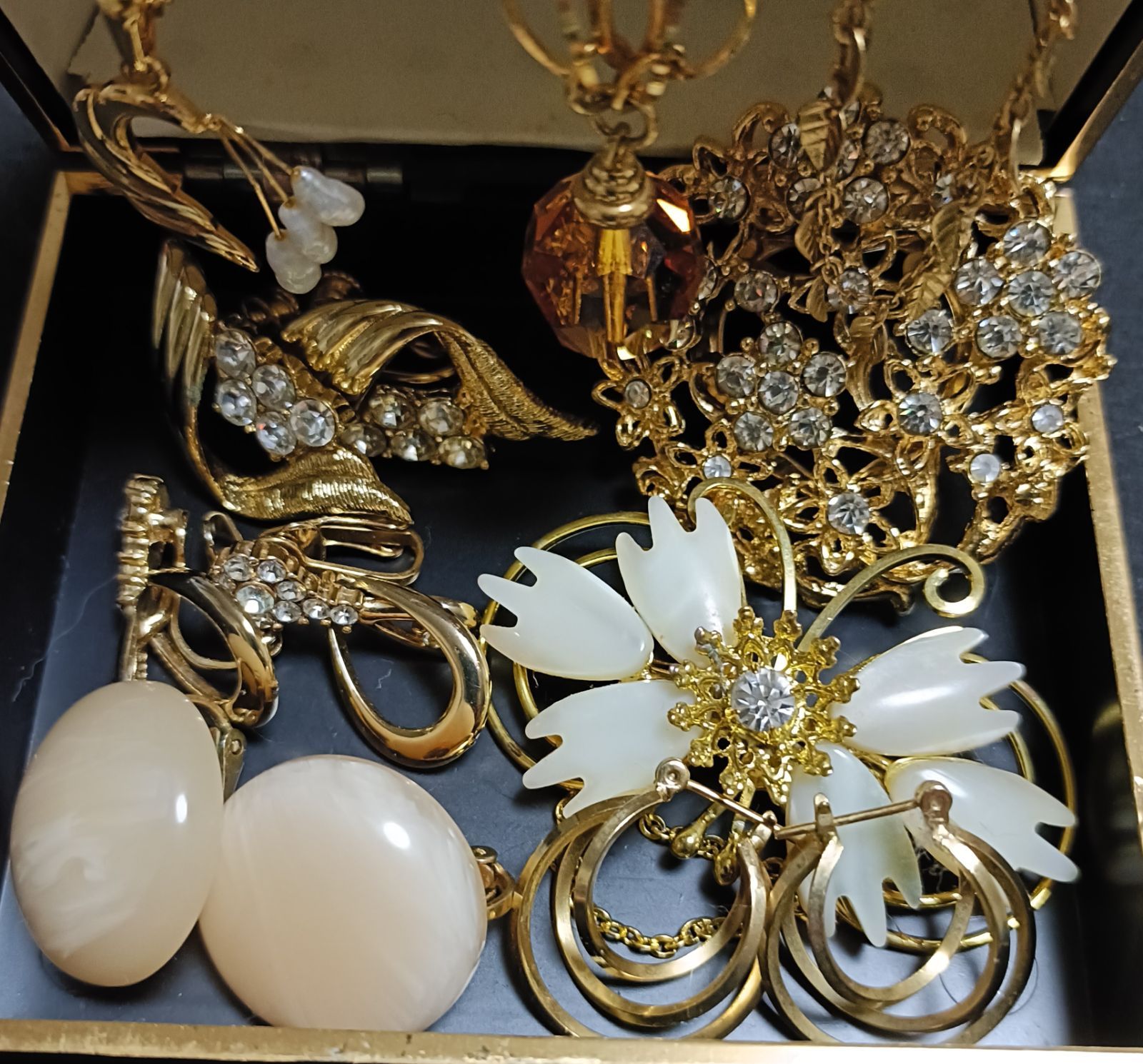 ゴールドアクセサリー リング ネックレス ブローチ ３点まとめ売り ゴールドアクセサリーまとめ売り G17 - メルカリ