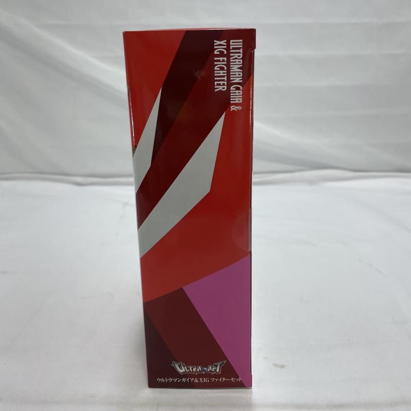 中古】未開封)BANDAI ULTRA-ACT ウルトラマンガイア＆XIGファイター