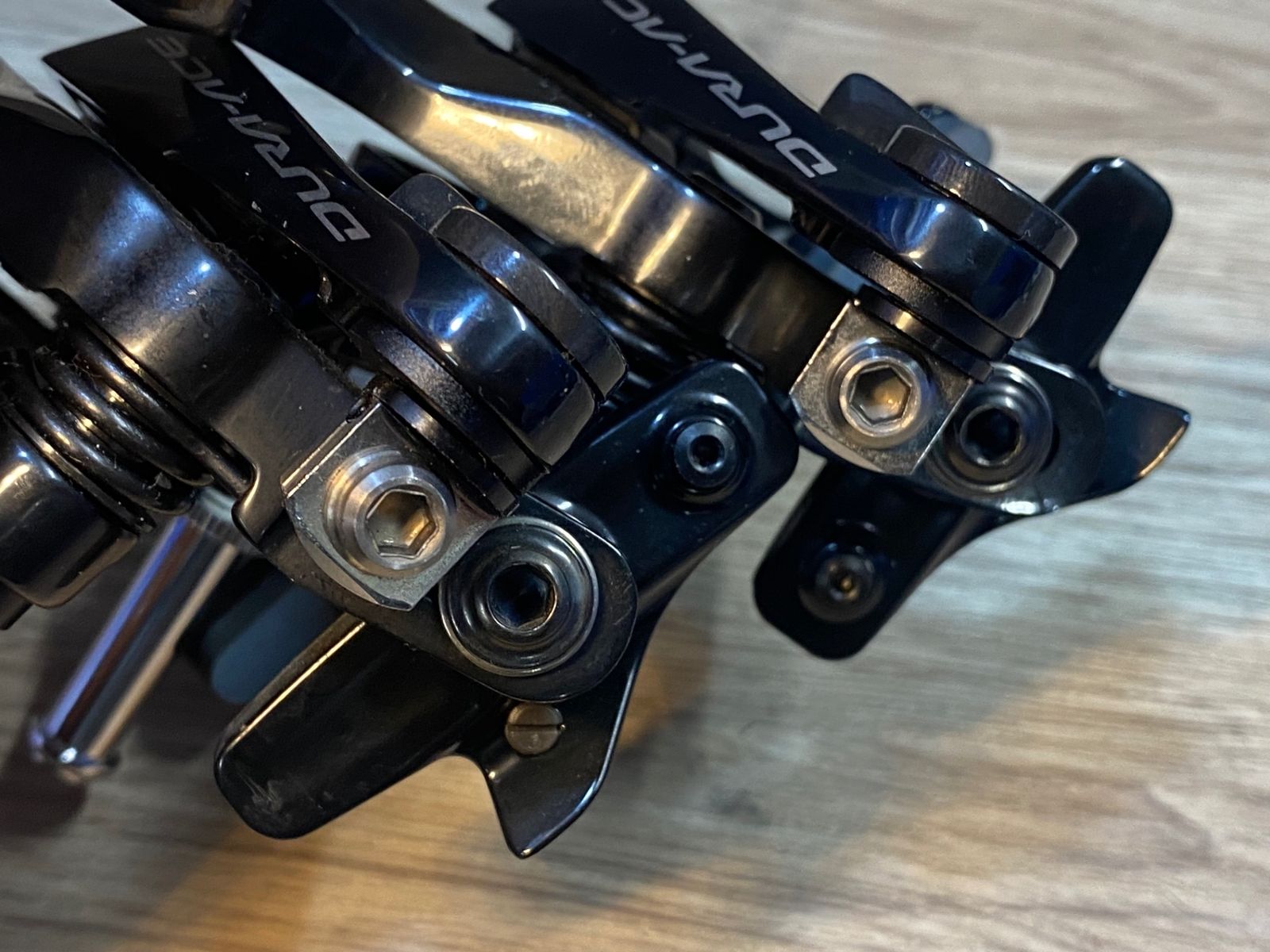 JU655 シマノ SHIMANO デュラエース DURA-ACE BR-R9100 キャリパー